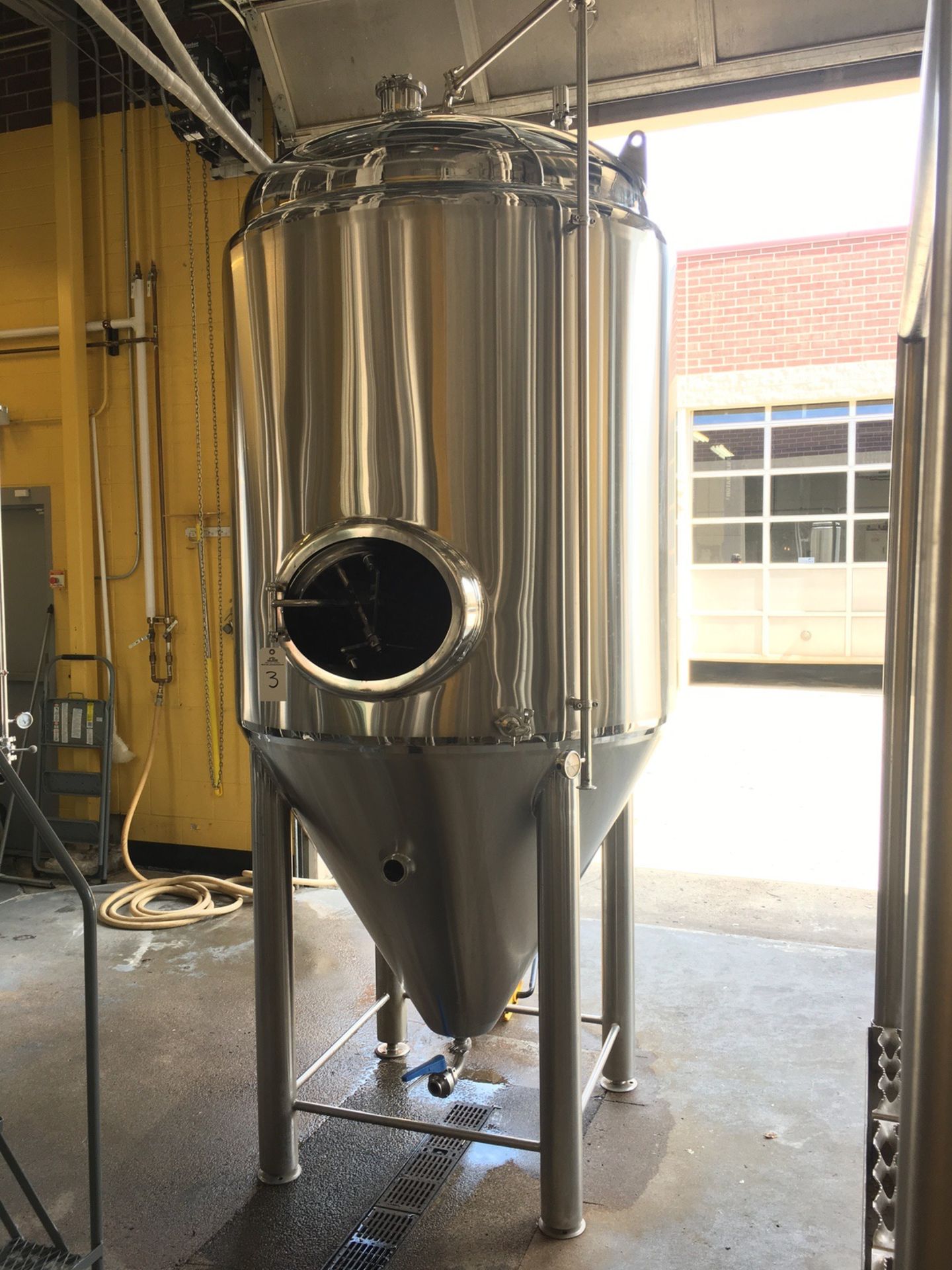 2015 Stout 14 BBL Fermentation Vessel, Stainless Steel, Glycol J | Subject to Bulk | Rig Fee: $350