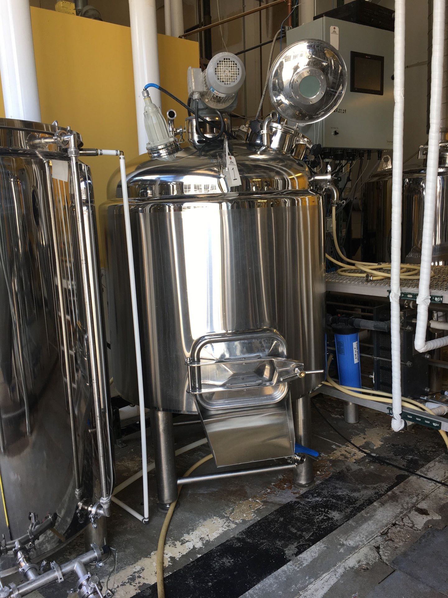 2015 Stout 7 BBL Brewhouse, Steam Jacketed Kettle, Combination M | Subject to Bulk | Rig Fee: $2200 - Image 5 of 41