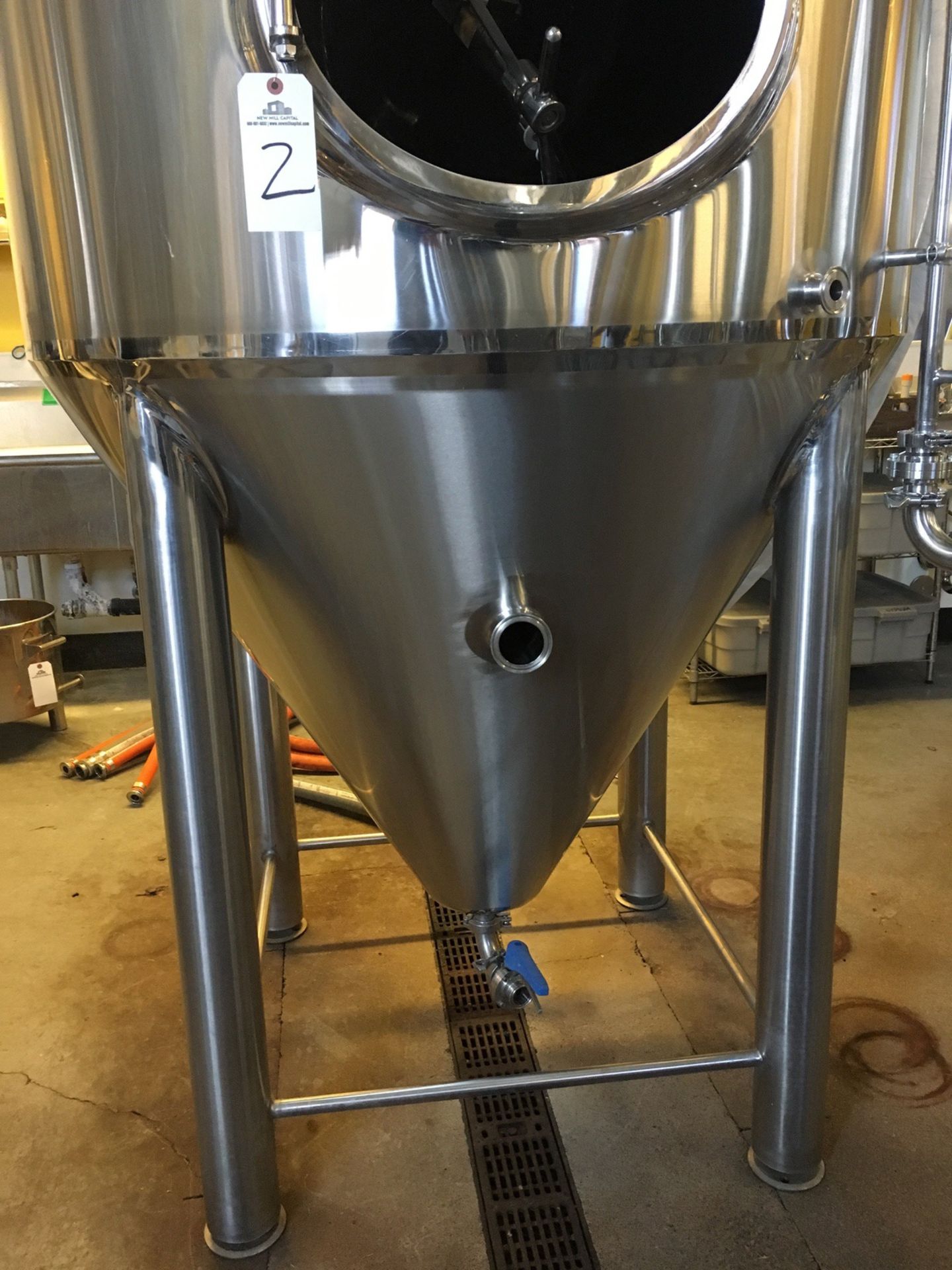2015 Stout 14 BBL Fermentation Vessel, Stainless Steel, Glycol J | Subject to Bulk | Rig Fee: $350 - Image 2 of 9