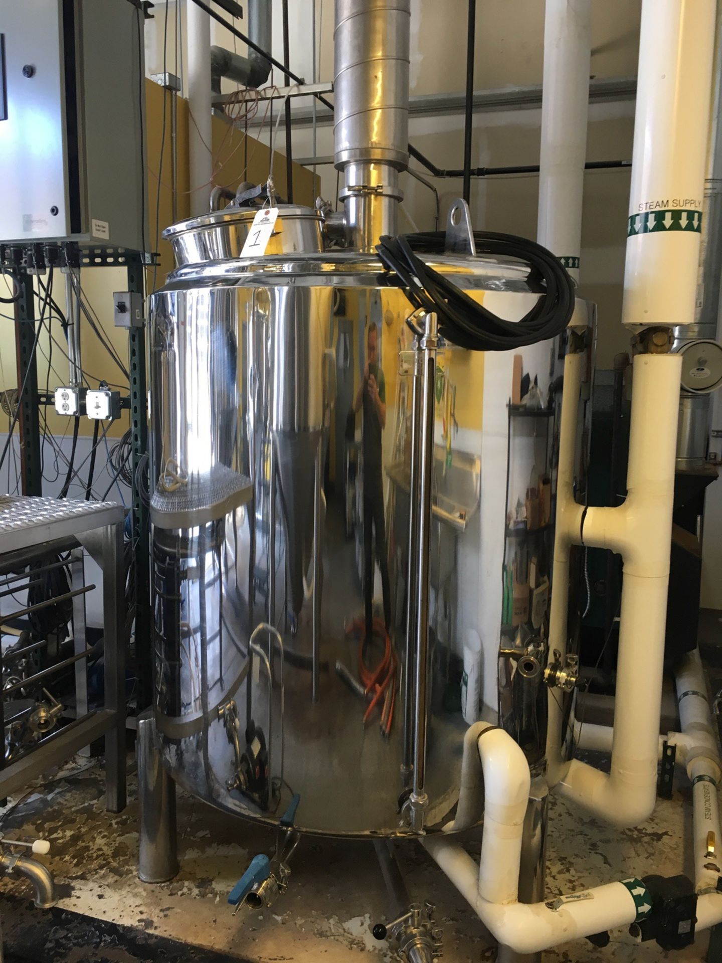 2015 Stout 7 BBL Brewhouse, Steam Jacketed Kettle, Combination M | Subject to Bulk | Rig Fee: $2200 - Image 2 of 41