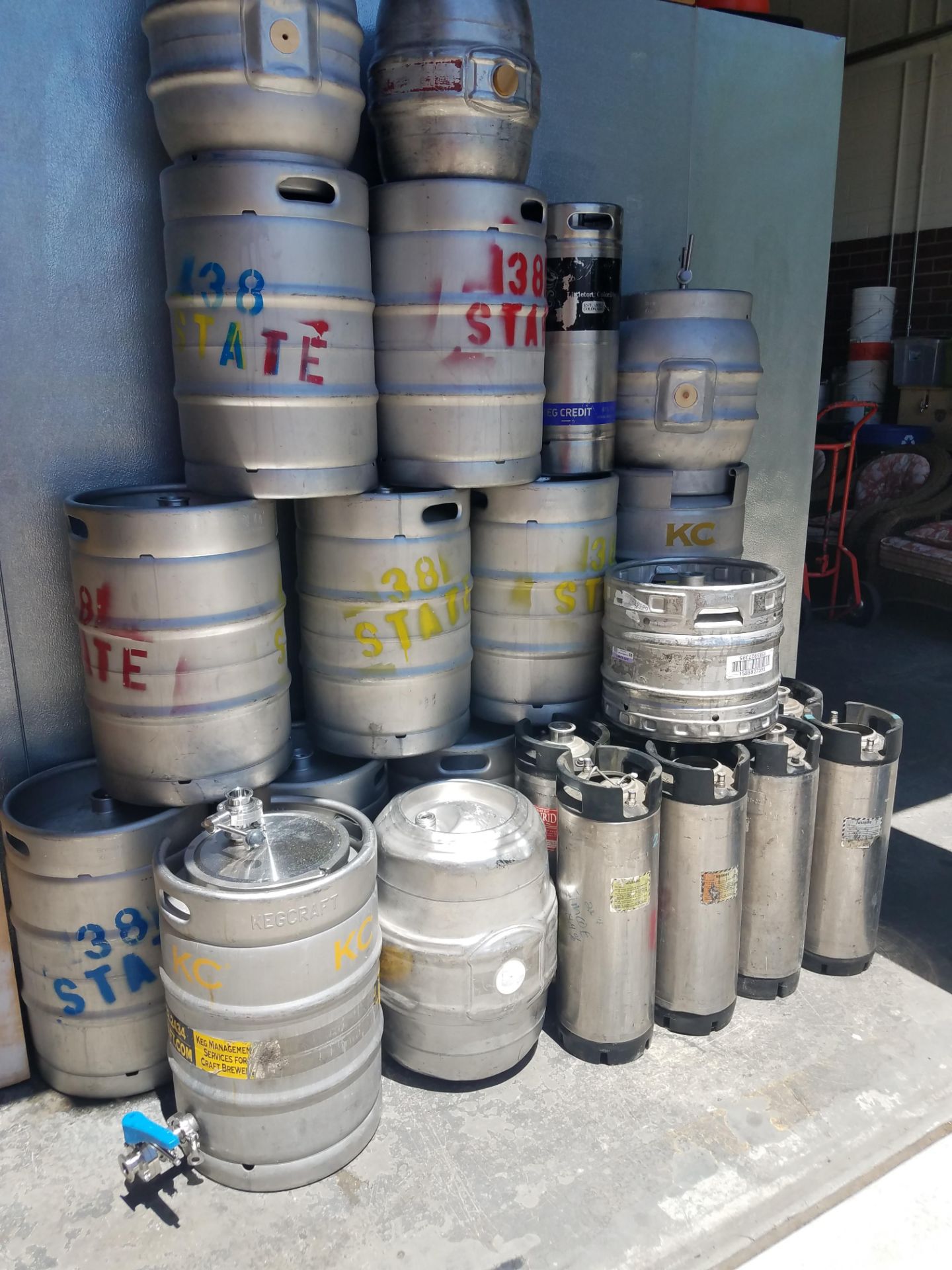 Kegs and vessels - (8) Cornelius, (10) 1/2 BBL, (1) 1/4 BBL, (1) 1/6 BBL, (3) firki | Rig Fee: $100