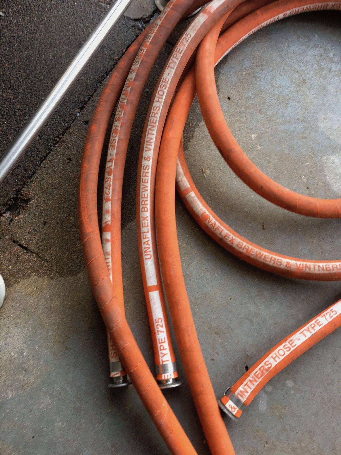 Unaflex Brewers/Vinters Hoses, Type 725 | Subject to Bulk | Rig Fee: $25 or Hand Carry - Image 2 of 3