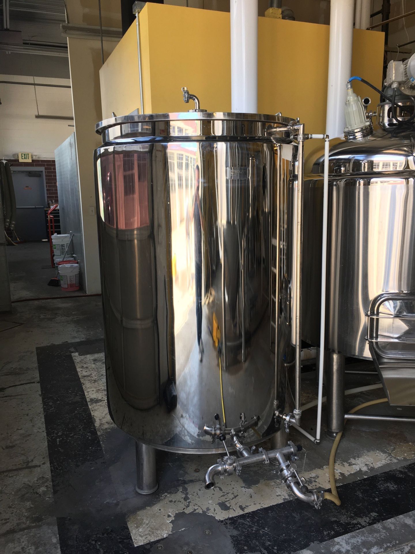 2015 Stout 7 BBL Brewhouse, Steam Jacketed Kettle, Combination M | Subject to Bulk | Rig Fee: $2200 - Image 8 of 41