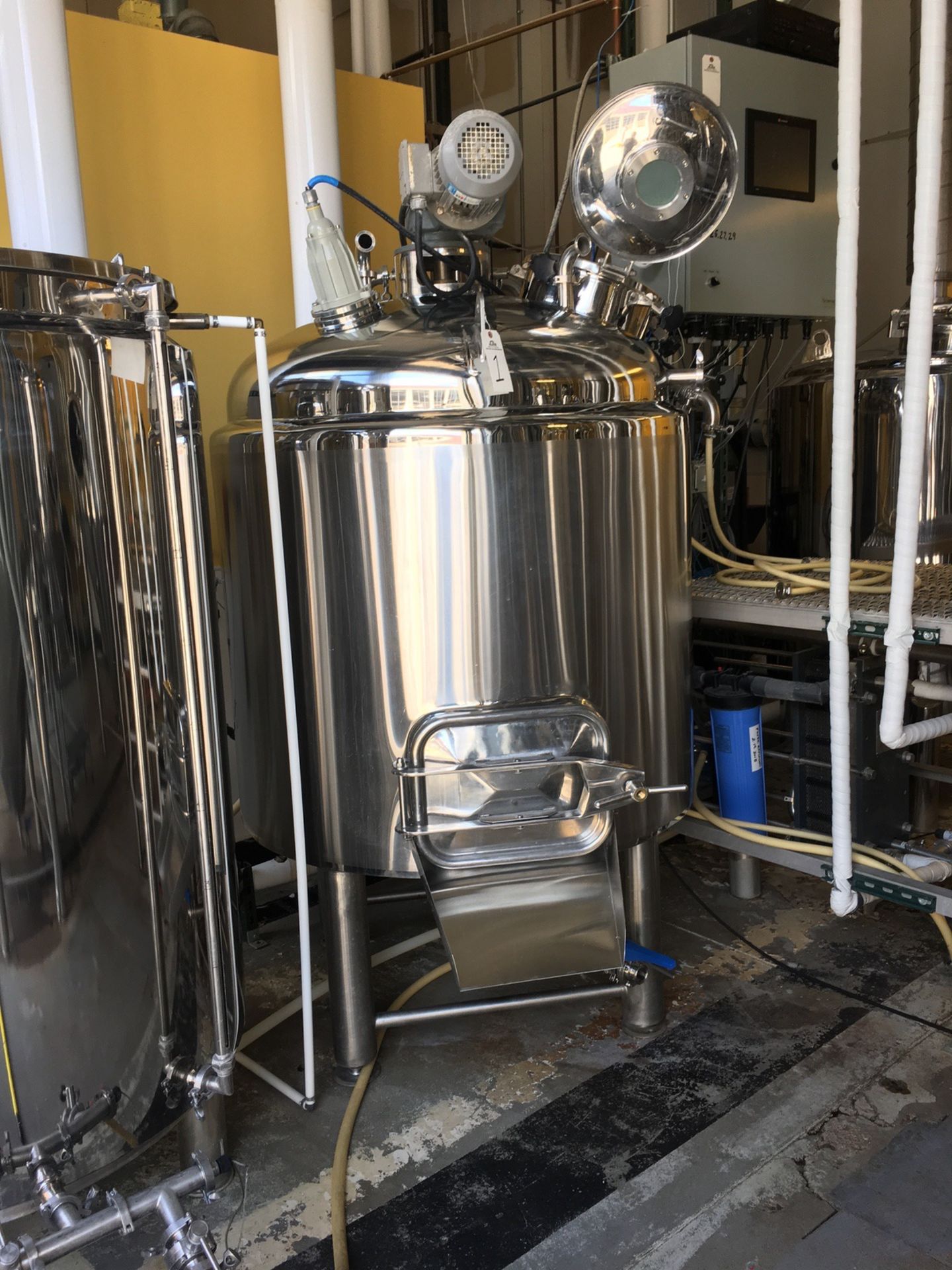 2015 Stout 7 BBL Brewhouse, Steam Jacketed Kettle, Combination M | Subject to Bulk | Rig Fee: $2200 - Image 6 of 41