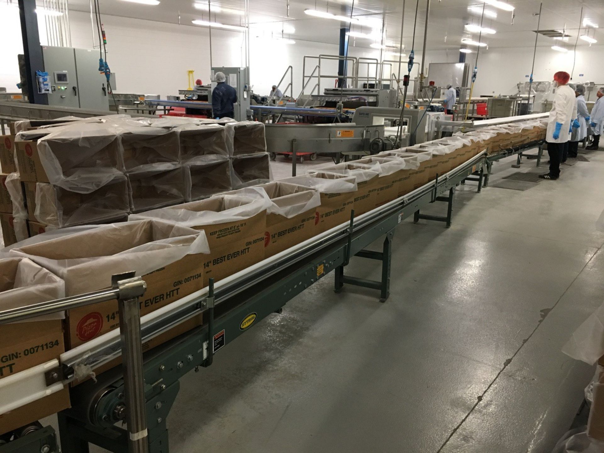 2013 Hytrol Powered Belt Conveyor, 14in W Belt, 25ft Length | Insp by Appt | Rig Fee: 175