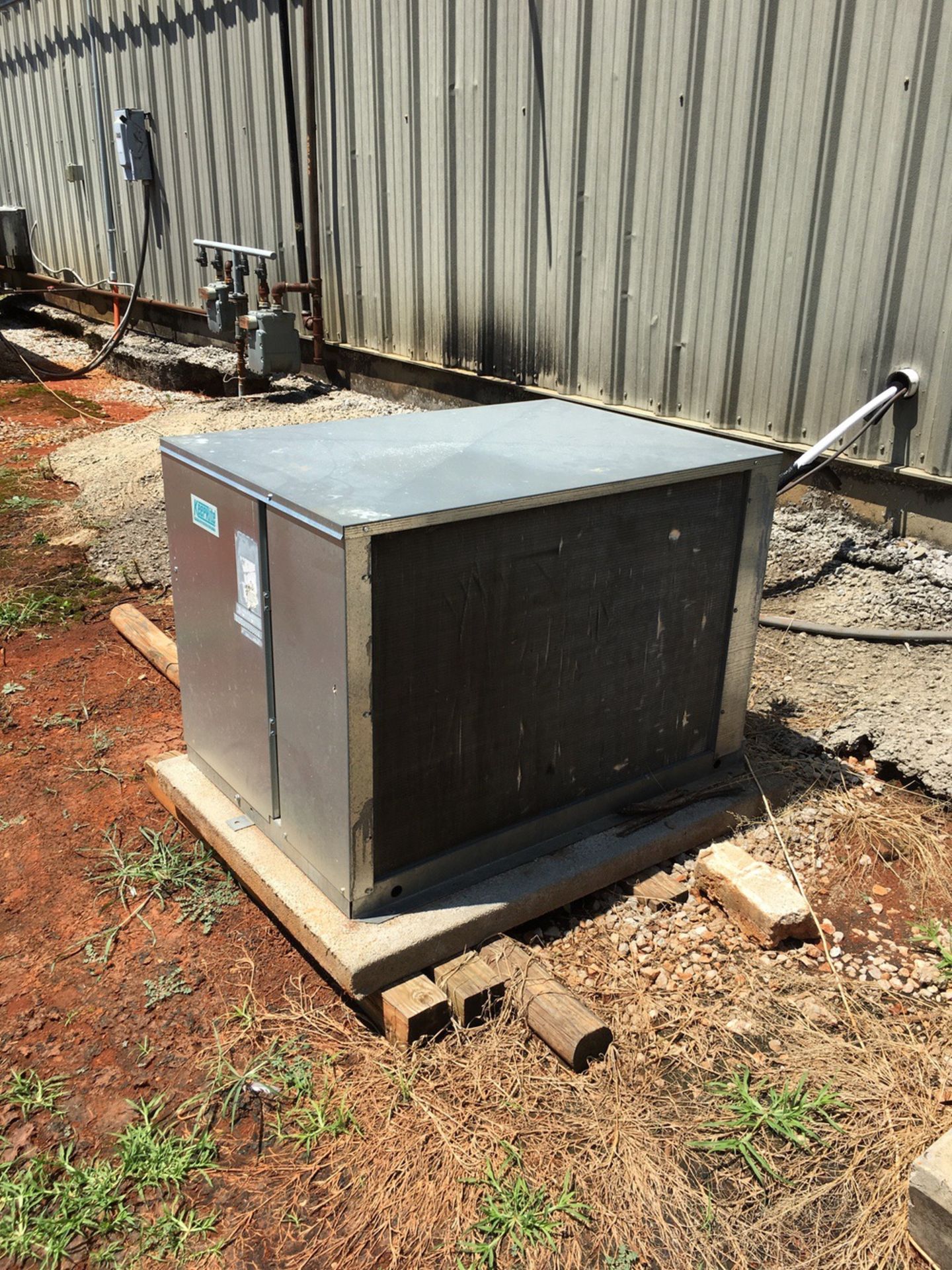 Keep Rite Condensing Unit for Walk-In Cooler, Air Cooled, Model KEHA030E6-HT3B-B, | Rig Fee: $300 - Image 6 of 6