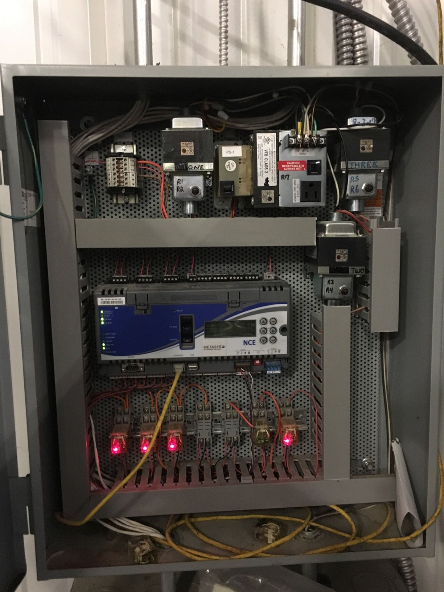 Johnson Controls Glycol Temperature Control System, Capable of Contr | Subj to Bulk | Rig Fee: $150 - Image 2 of 5