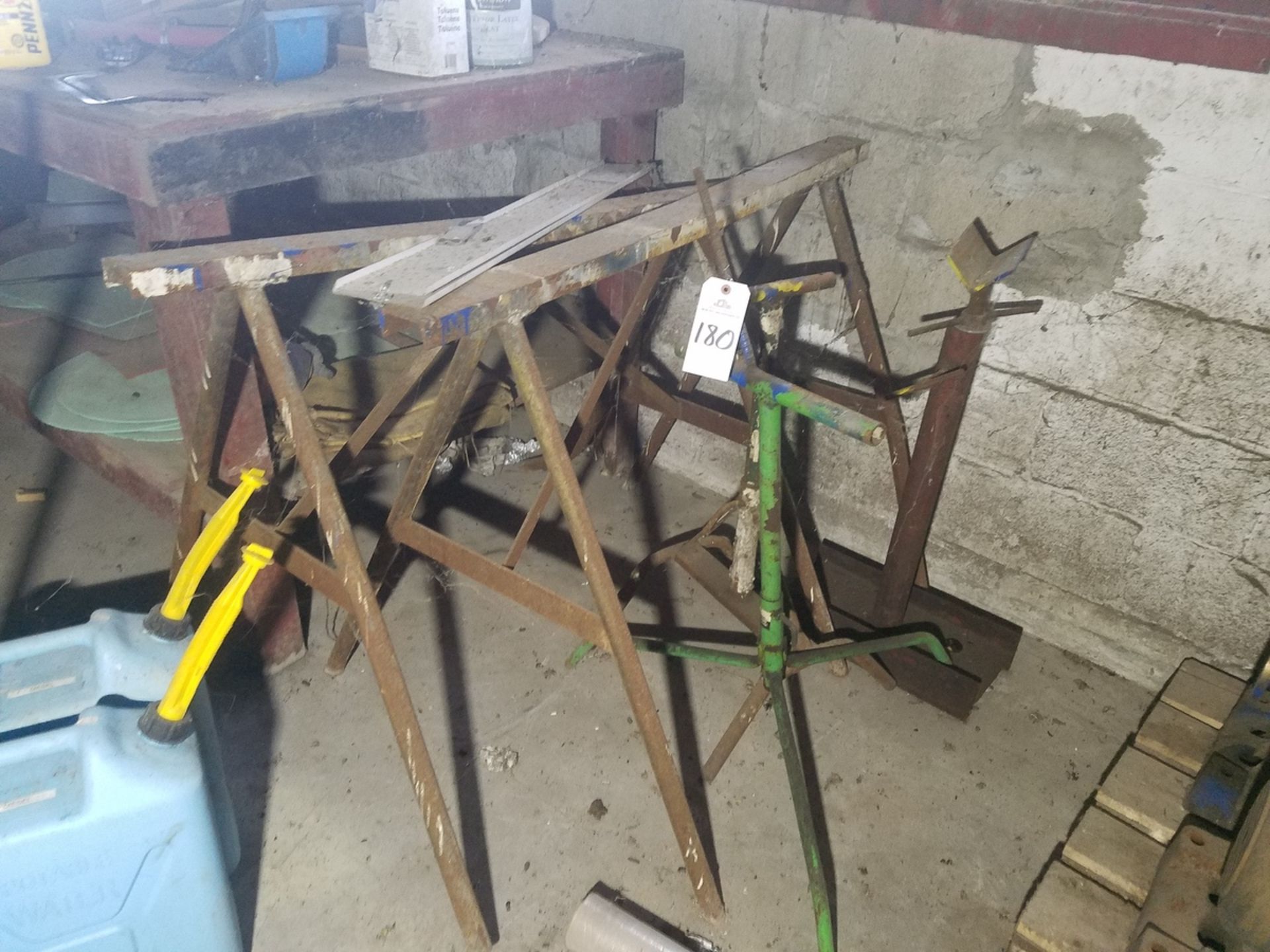 Lot of Work Stands | Rig Fee: $25