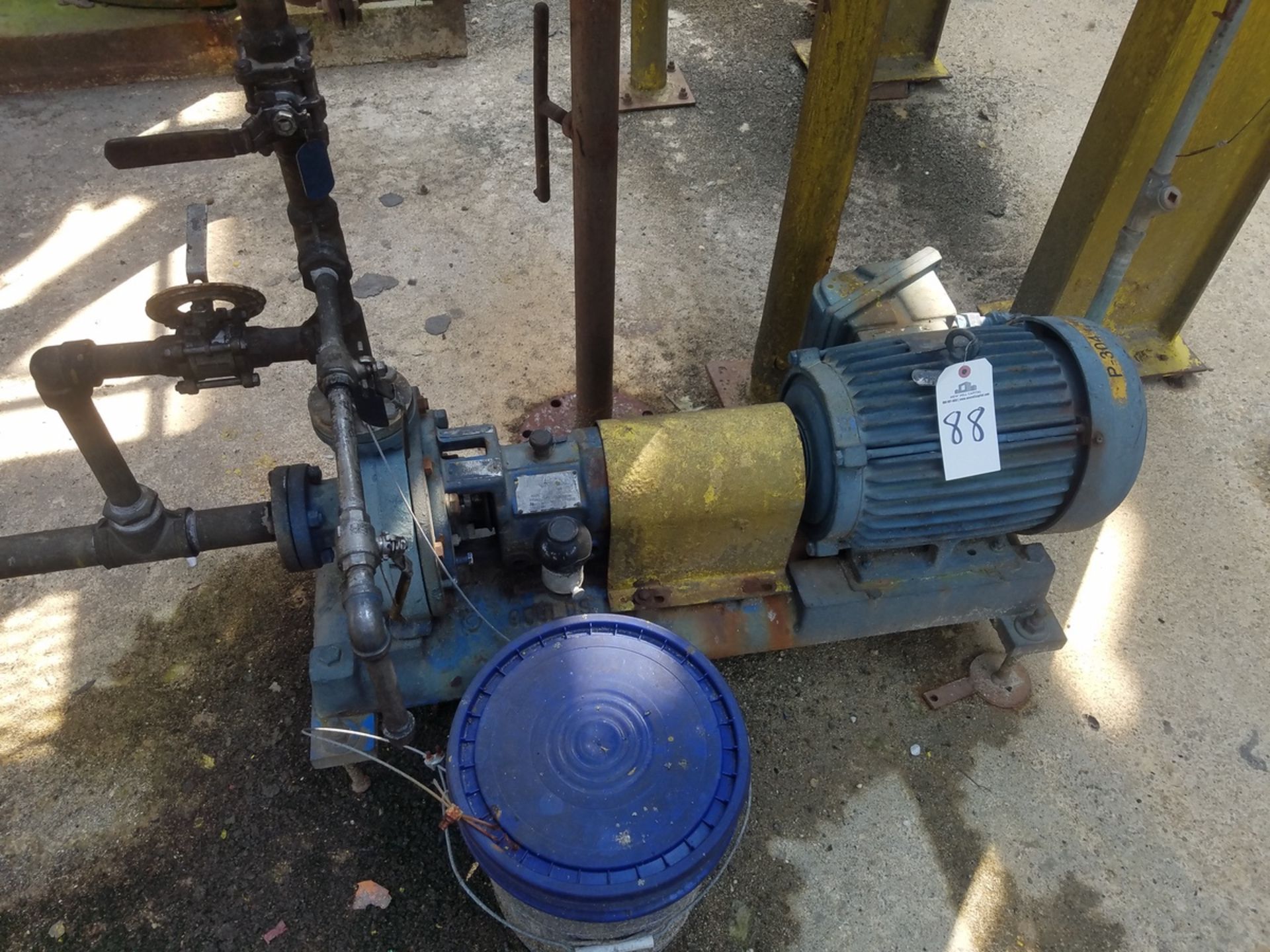 Goulds 1X1.5-6 Centrifugal Pump, W/ 10 HP Electric Motor | Rig Fee: $200