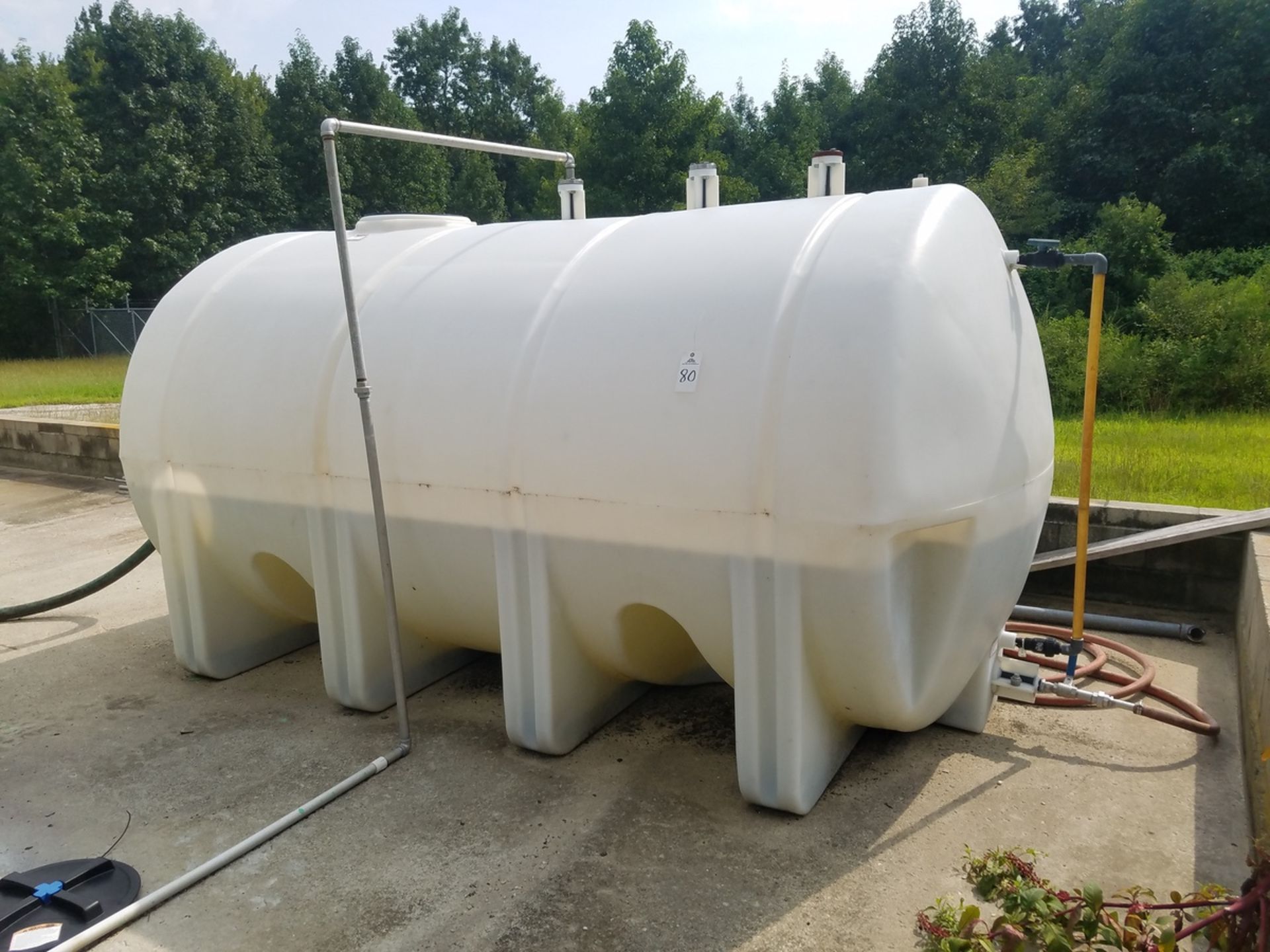 3,000 Gallon Poly Holding Tank | Rig Fee: $750