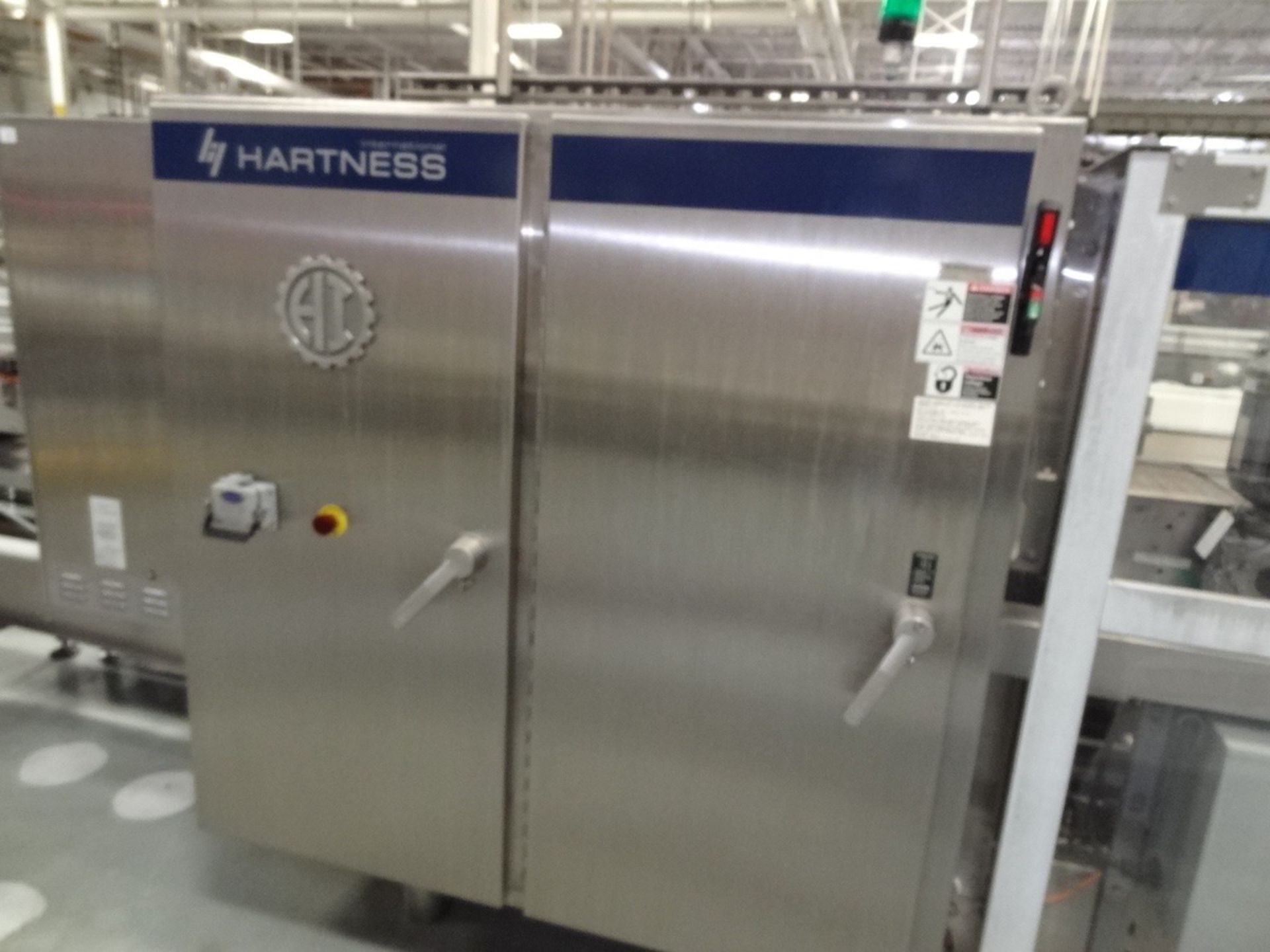 Hartness Model 2800 Servo Drive Case Packer, Allen-Bradley SLC 5/04 PLC & | Loc: IN | Rig Fee: $850 - Image 2 of 11