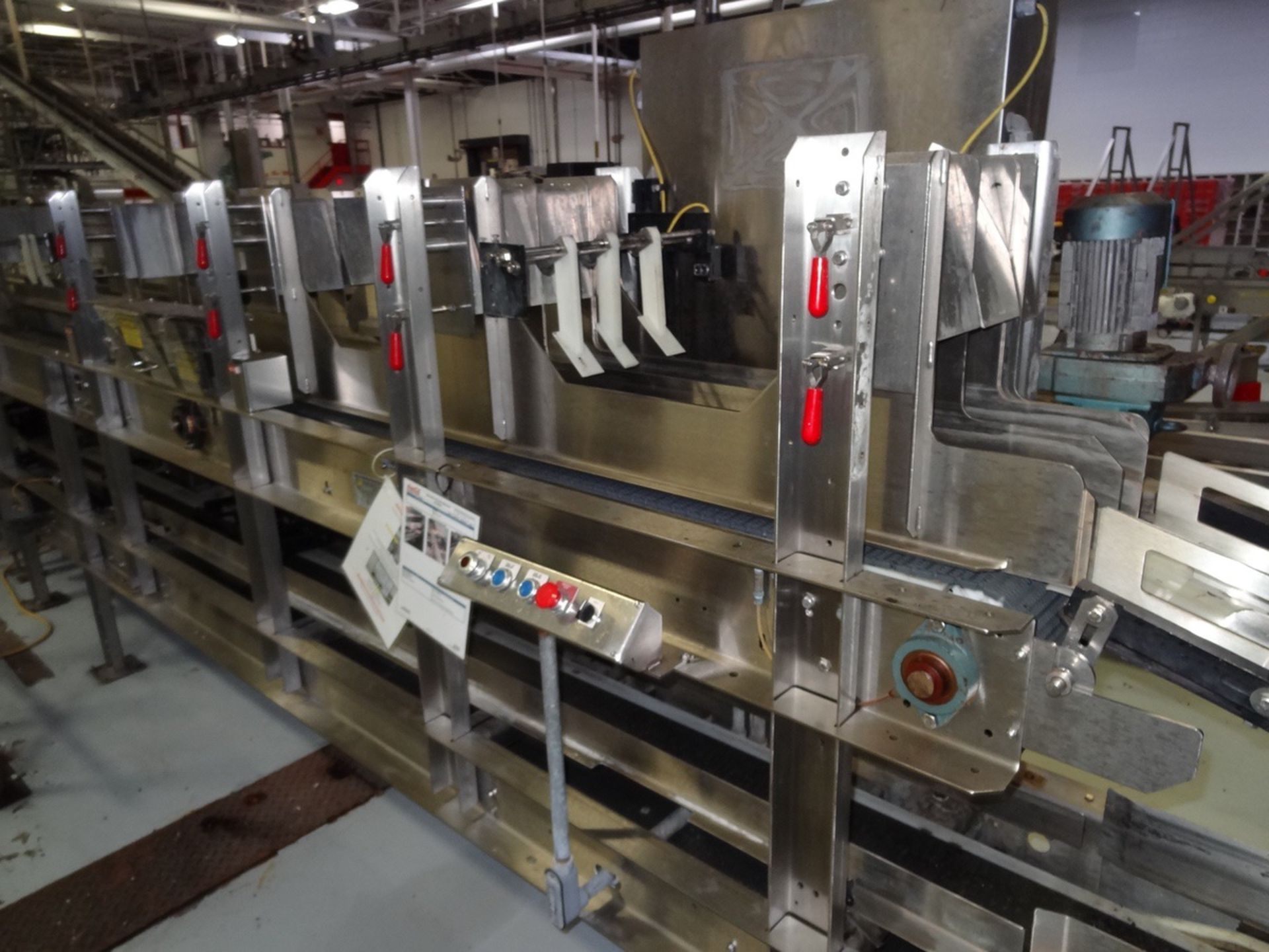 Hartness Model 2600 Continuous Motion Case Packer, Allen-Bradley SLC 5/04 | Loc: IN | Rig Fee: $750 - Image 3 of 7