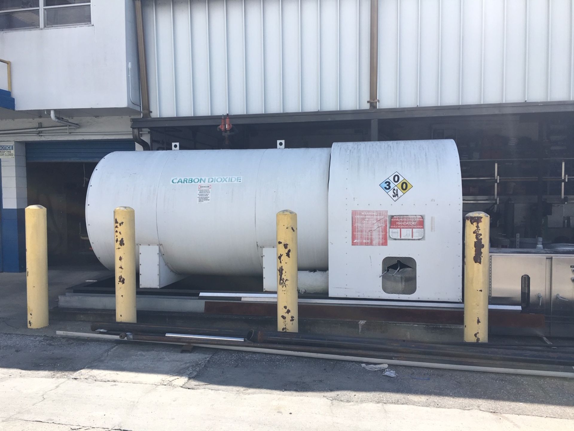 Tomco Equipment CO2 Storage Tank, 6 Ton Capacity, S/N: 6971427HPC | Loc: FL | Rig Fee: $2500 - Image 4 of 5