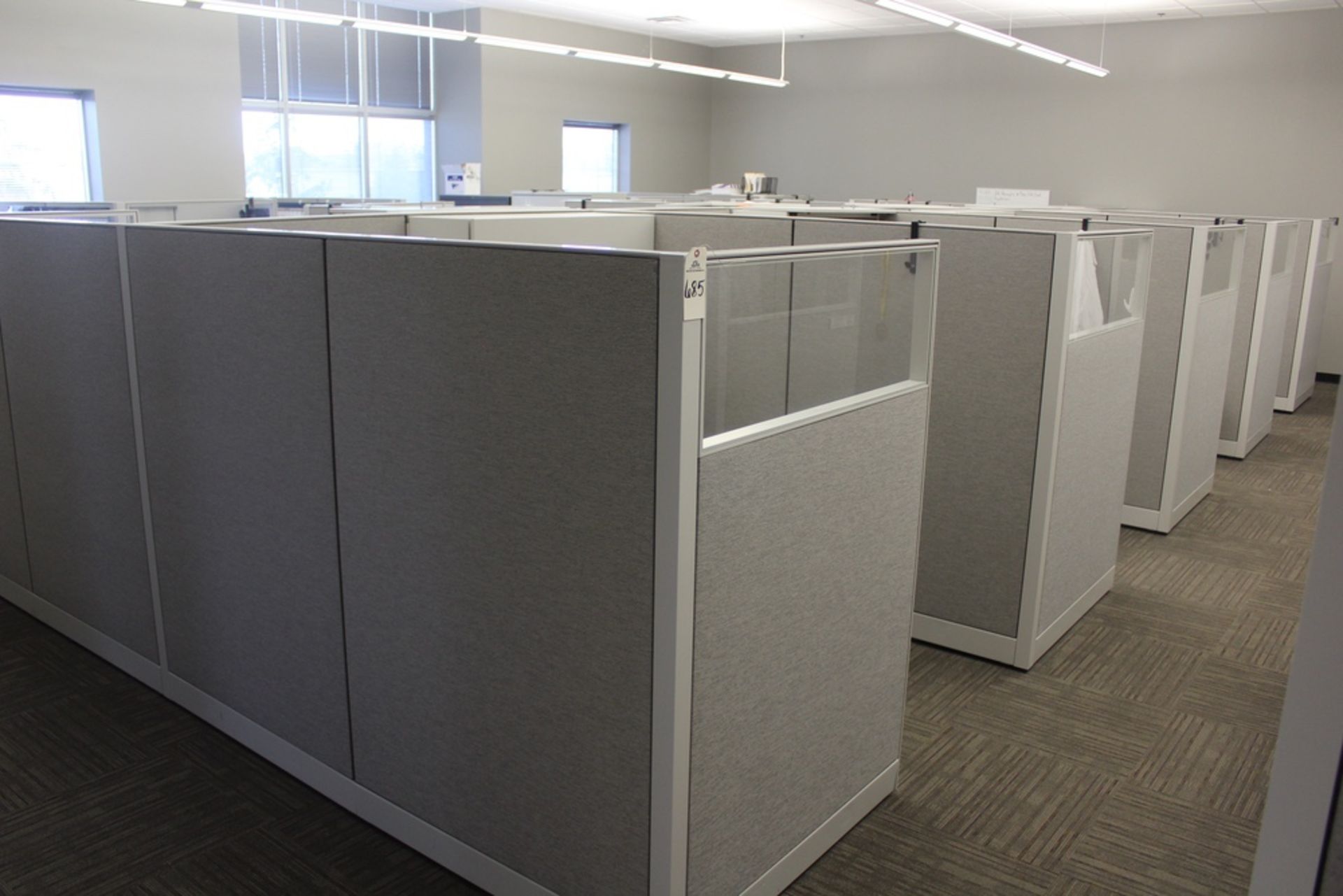 Lot of (19) Cubicles | Rig Fee: $Buyer May Remove or Contact Rigger