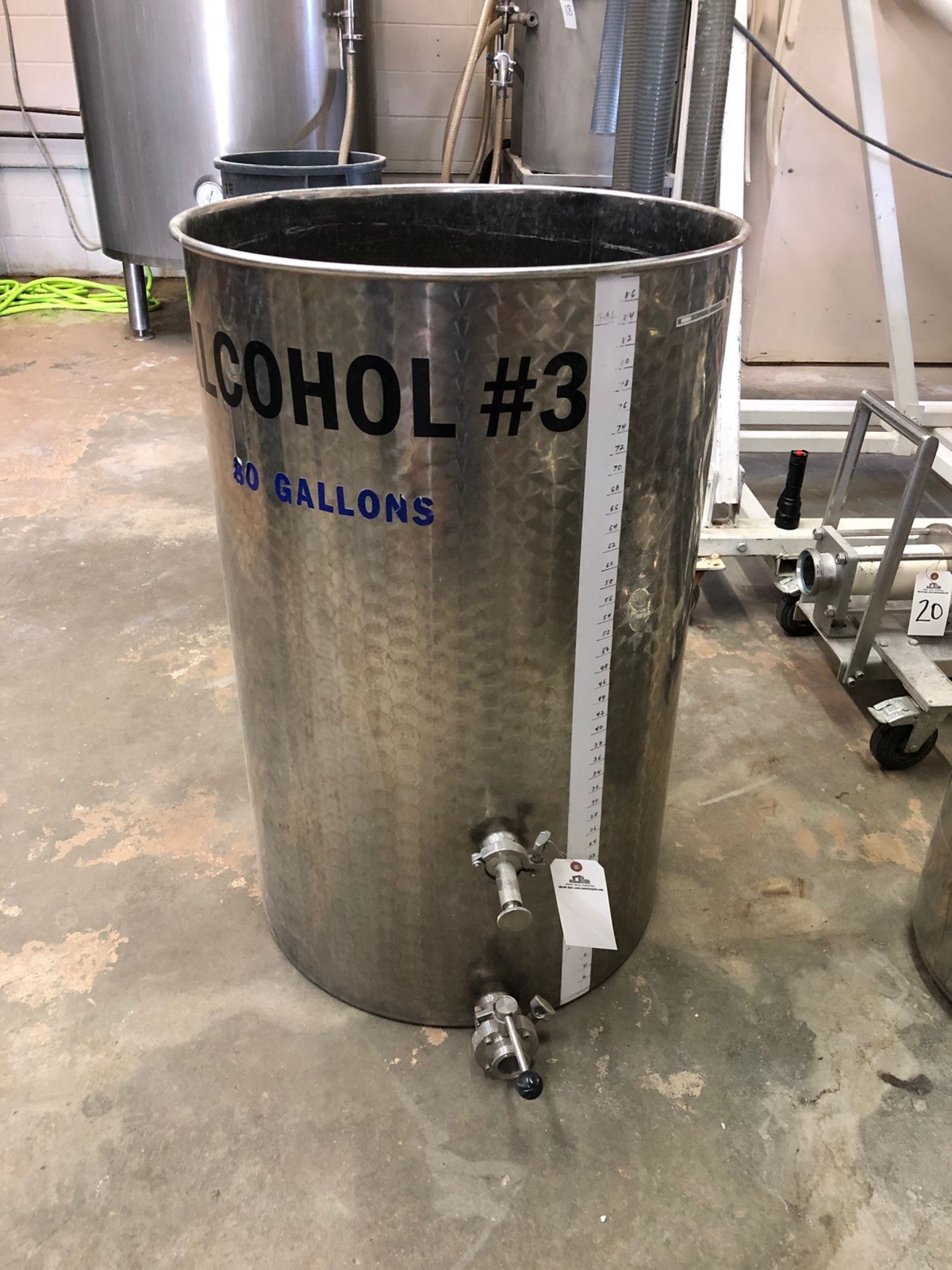 80 Gallon Stainless Holding Tank, Approx 25in OD x 40in OAH | Sub to Bulk | Rig Fee: $75