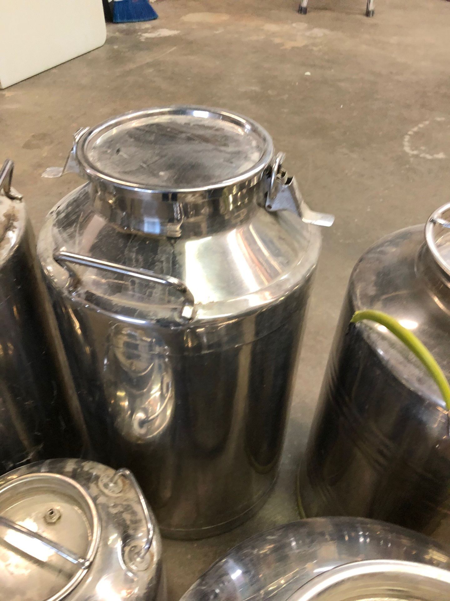 (5) Stainless Steel Fusti Cans | Sub to Bulk | Rig Fee: $25 or HC - Image 5 of 6