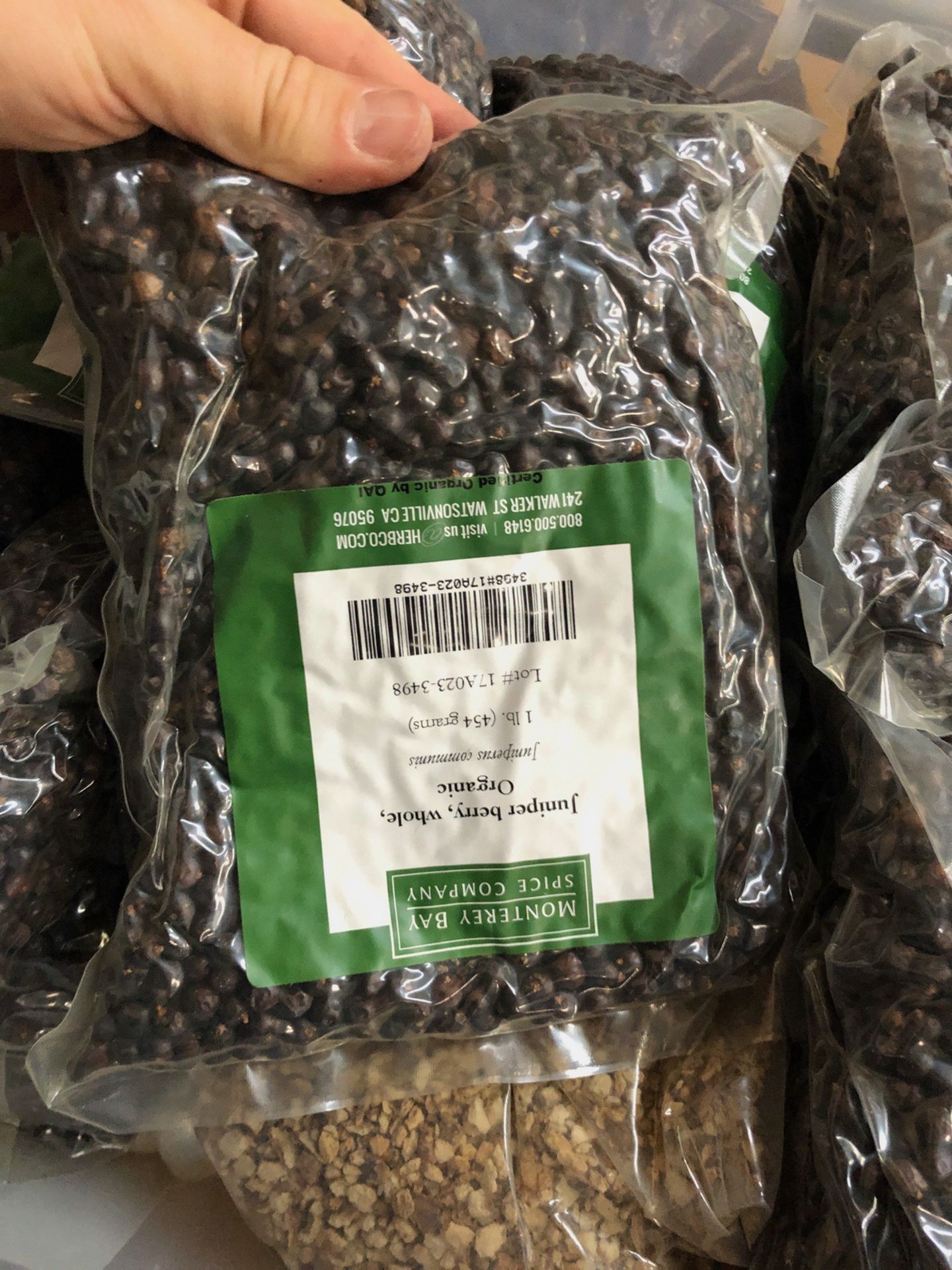 Lot of Herbs and Botanicals: Coriander Seed, Juniper Berry, Jasmine Tea, Hibisc | Rig Fee: $20 or HC - Image 13 of 18