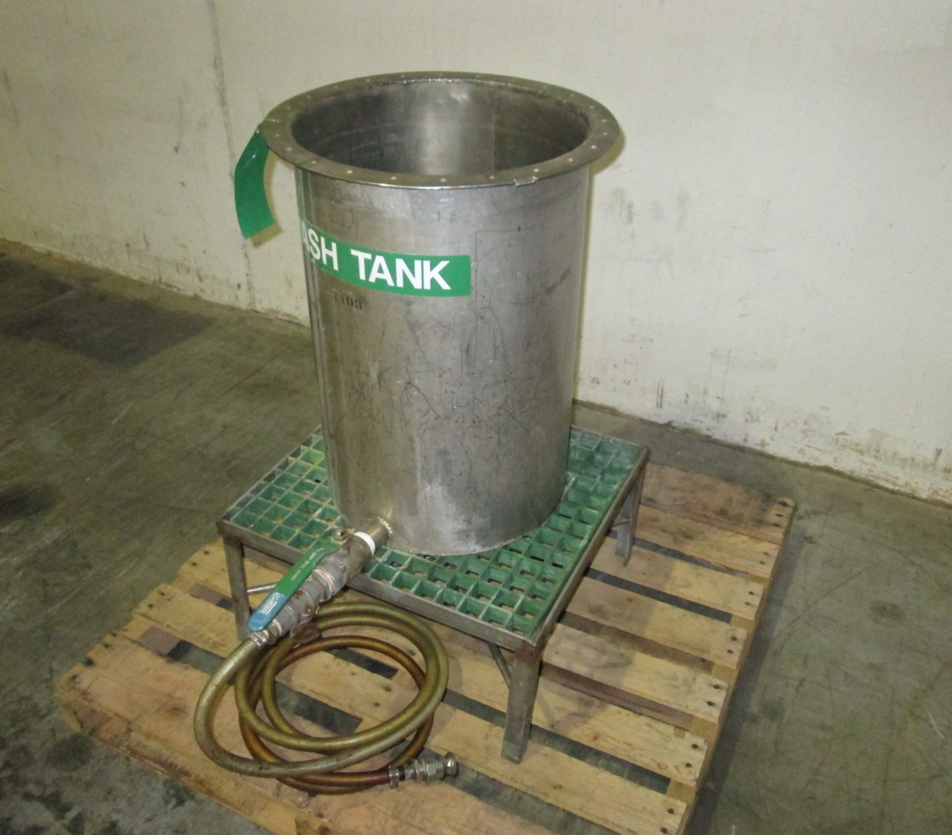 20 Gallon Stainless Steel Open Top Wash Tank | Load Fee: $10
