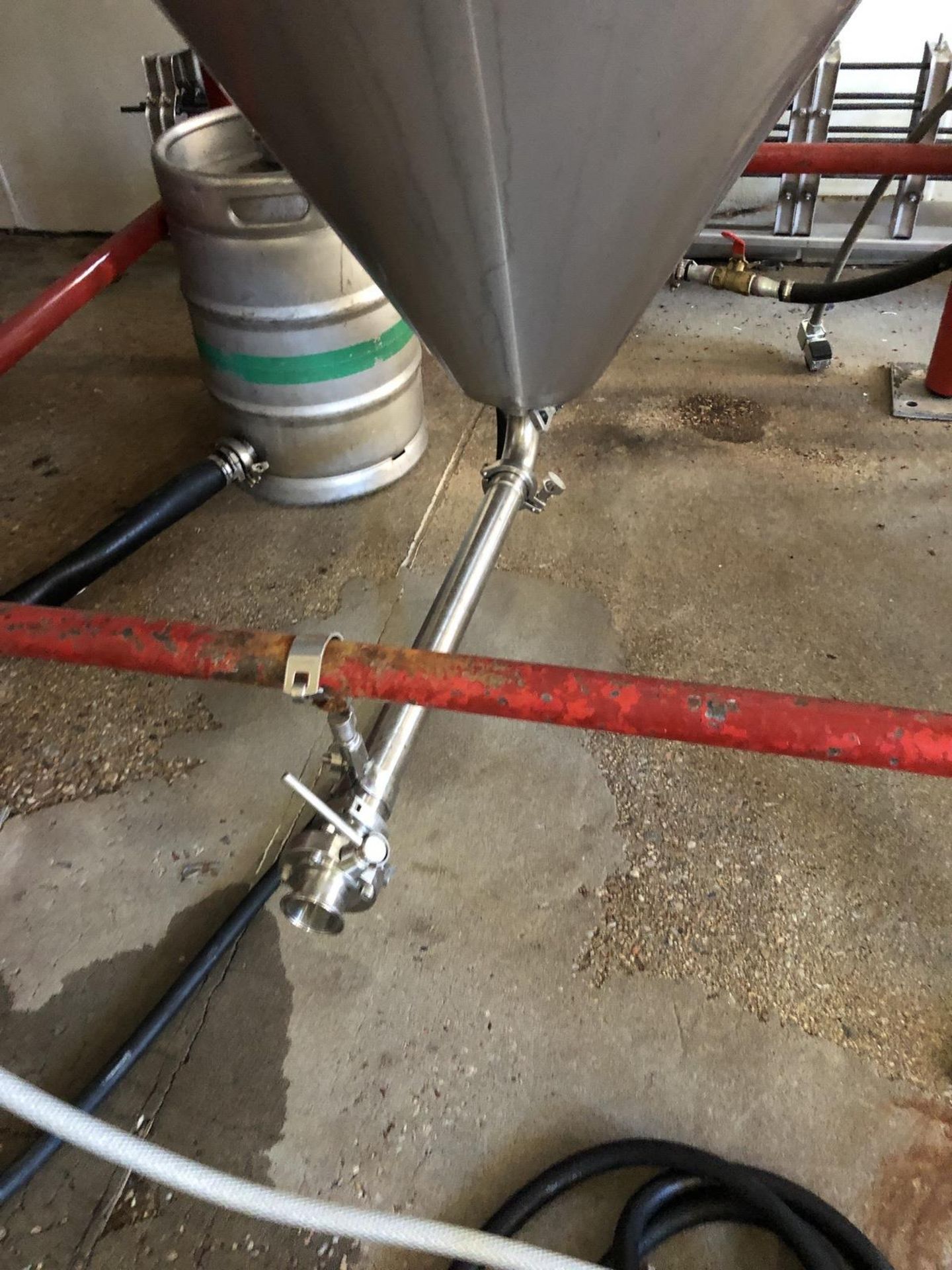 Santa Rosa 90 BBL Fermenter, Cone Bottom, Glycol Jacketed, Stainless Steel, Approx | Rig Fee: $2500 - Image 5 of 8