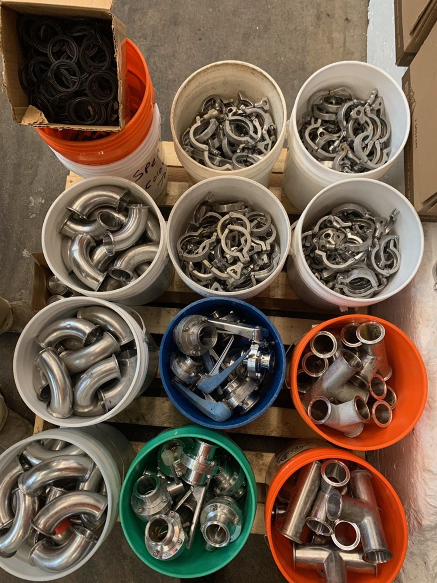 Misc Stainless Steel Valves and Fittings, (31) Butterfly Valves, (90) 90 Deg Elbows | Rig Fee: $25