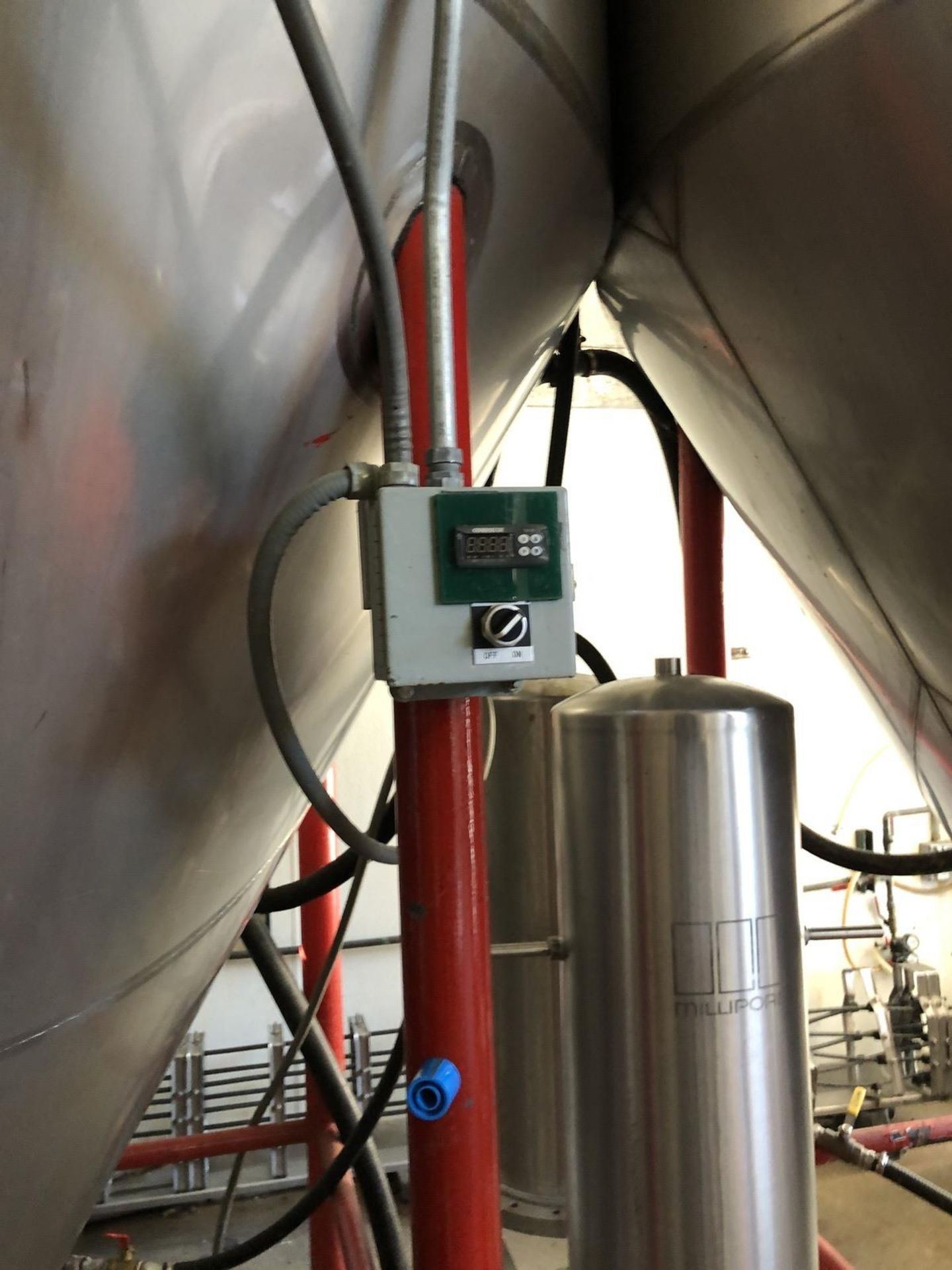 Santa Rosa 90 BBL Fermenter, Cone Bottom, Glycol Jacketed, Stainless Steel, Approx | Rig Fee: $2500 - Image 4 of 8