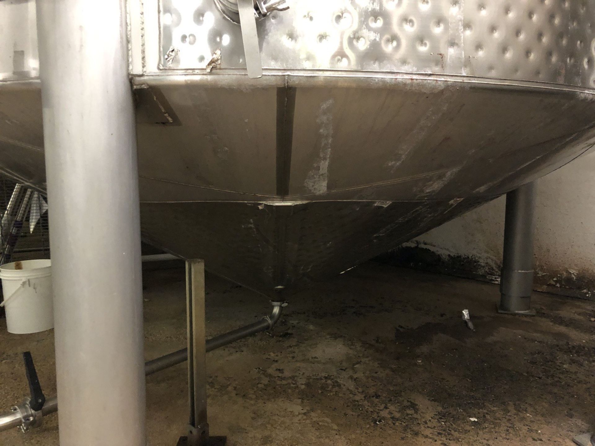 Santa Rosa 100 BBL Fermenter, Cone Bottom, Glycol Dimple Jacketed, Stainless Steel, | Rig Fee: $2000 - Image 5 of 10