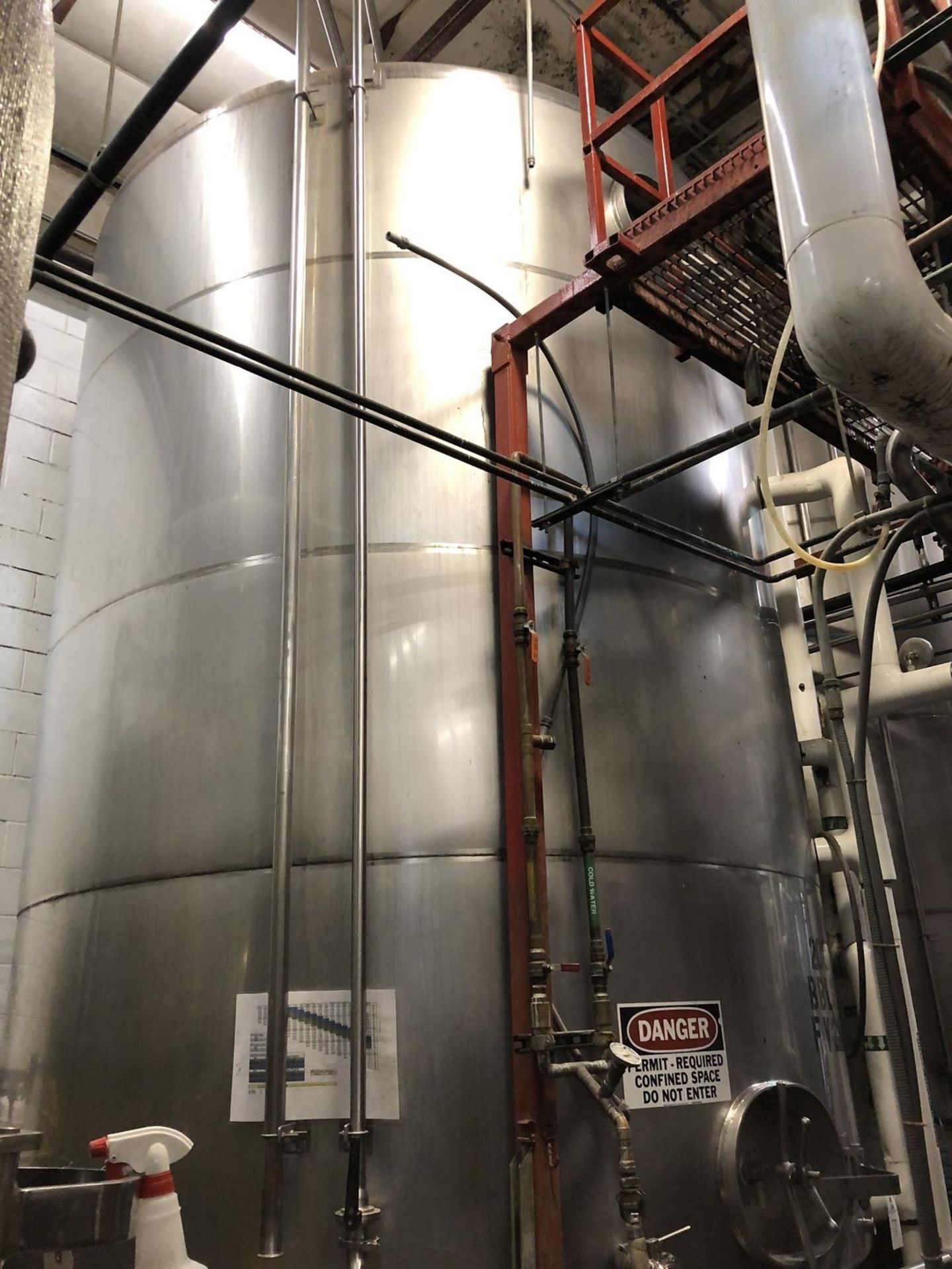 Santa Rosa 200 BBL Fermenter, Cone Bottom, Glycol Jacketed, Stainless Steel, Approx | Rig Fee: $3300