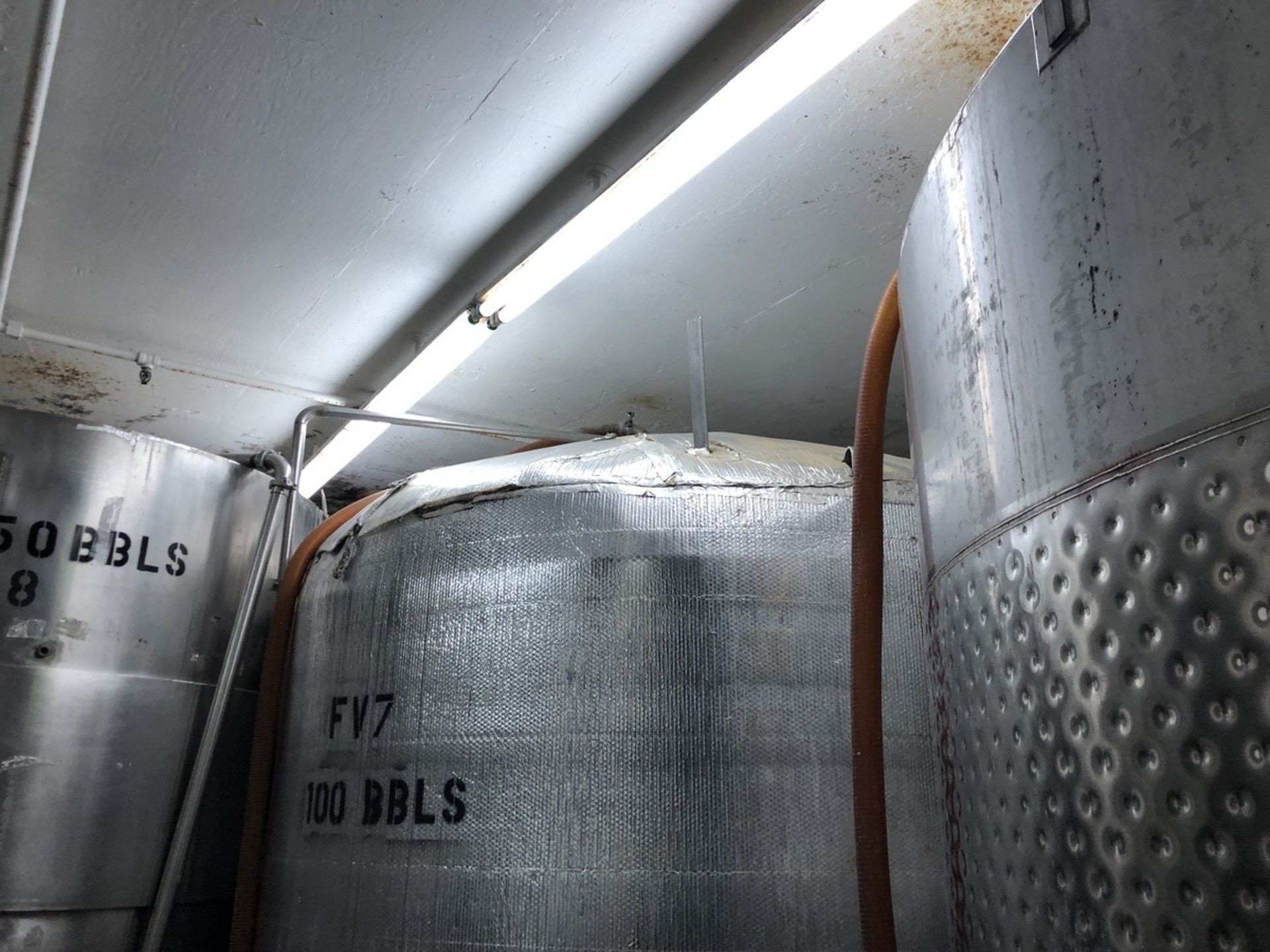 Santa Rosa 100 BBL Fermenter, Dish Bottom, Glycol Channel Jacketed, Stainless Steel | Rig Fee: $2000 - Image 3 of 6