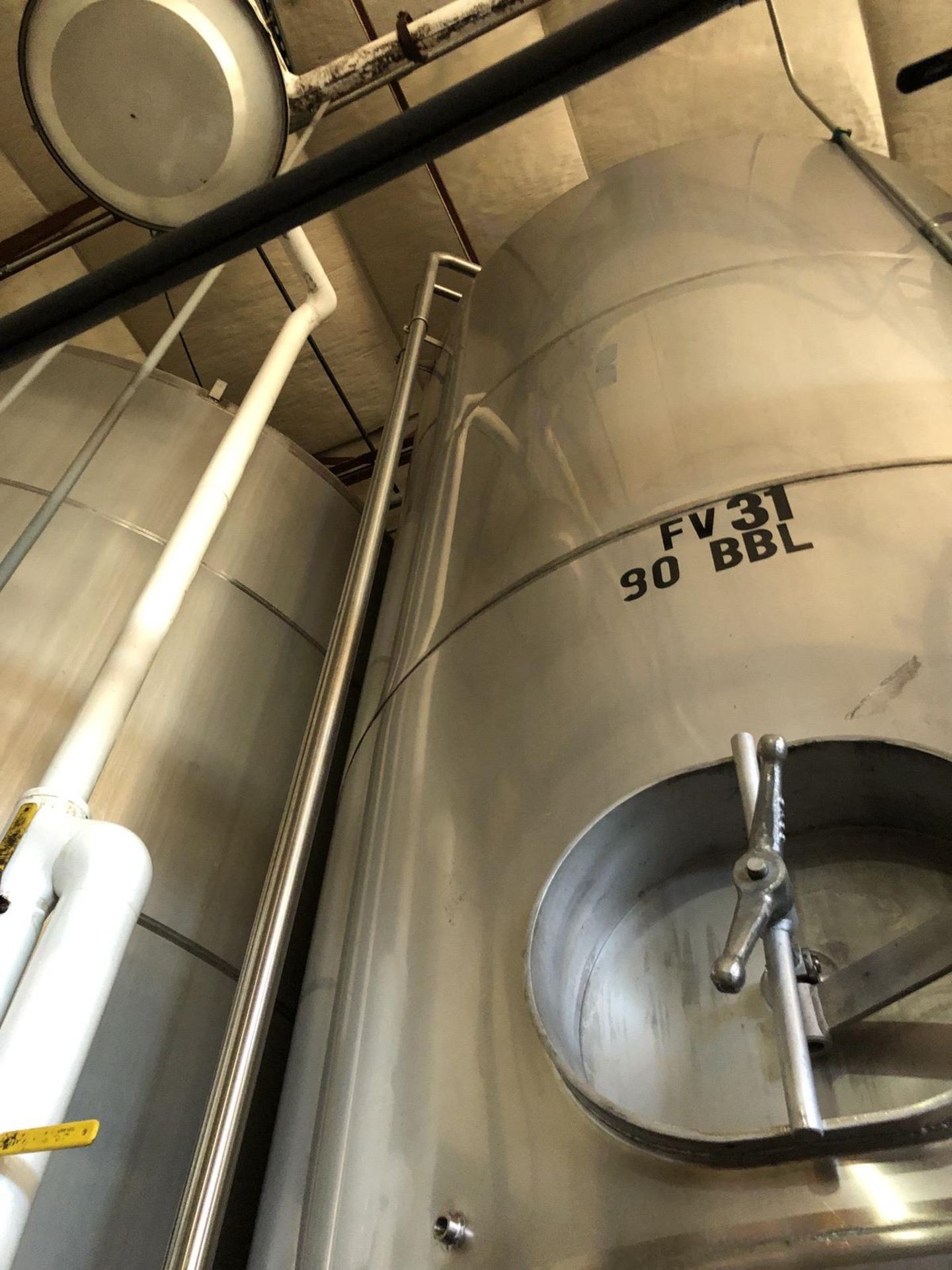 Santa Rosa 90 BBL Fermenter, Cone Bottom, Glycol Jacketed, Stainless Steel, Approx | Rig Fee: $2500 - Image 6 of 8