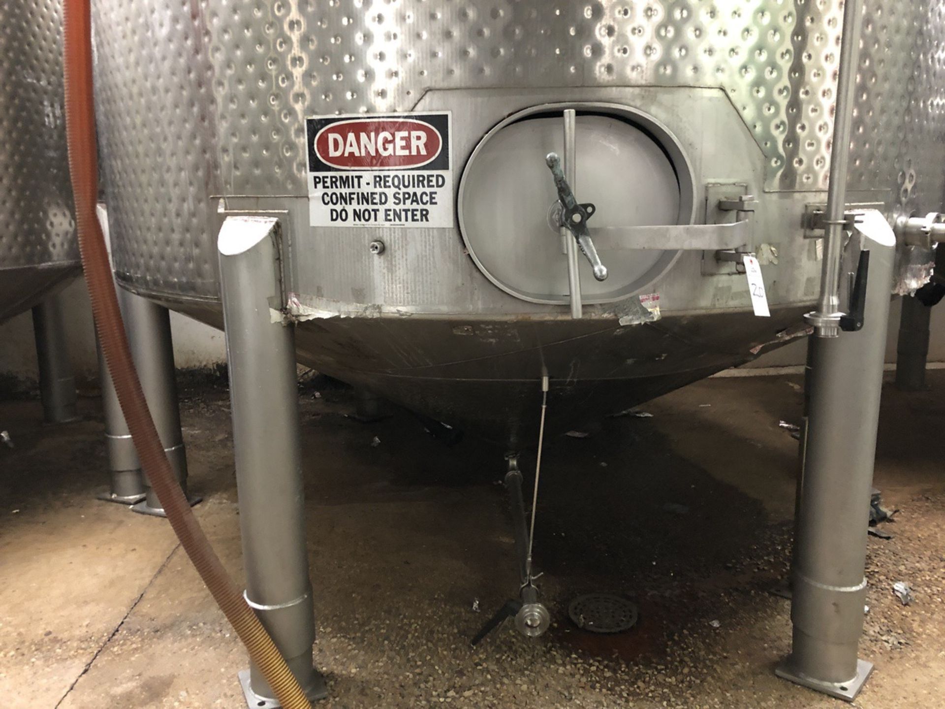 Santa Rosa 100 BBL Fermenter, Cone Bottom, Glycol Dimple Jacketed, Stainless Steel, | Rig Fee: $2000 - Image 2 of 6