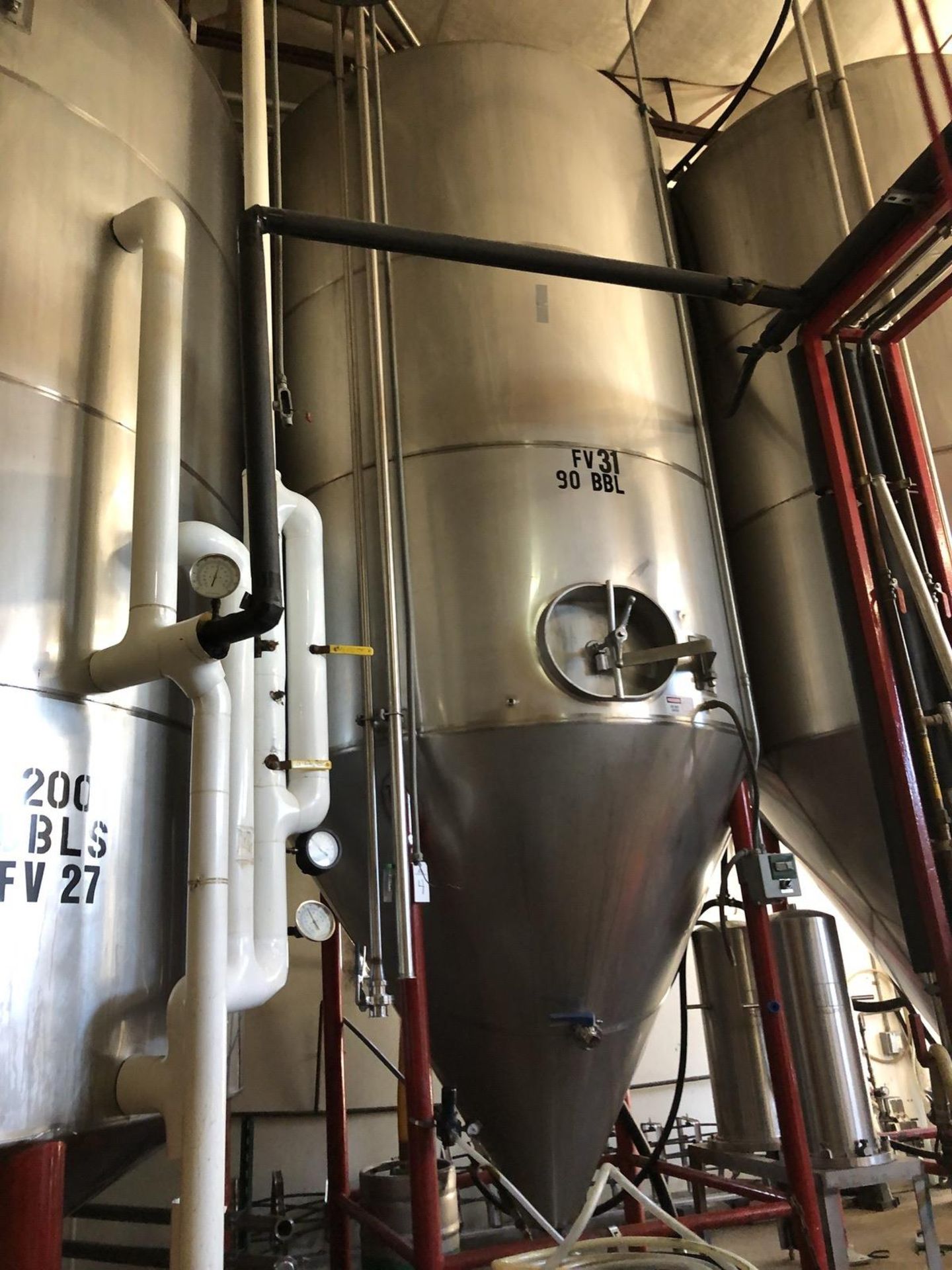 Santa Rosa 90 BBL Fermenter, Cone Bottom, Glycol Jacketed, Stainless Steel, Approx | Rig Fee: $2500