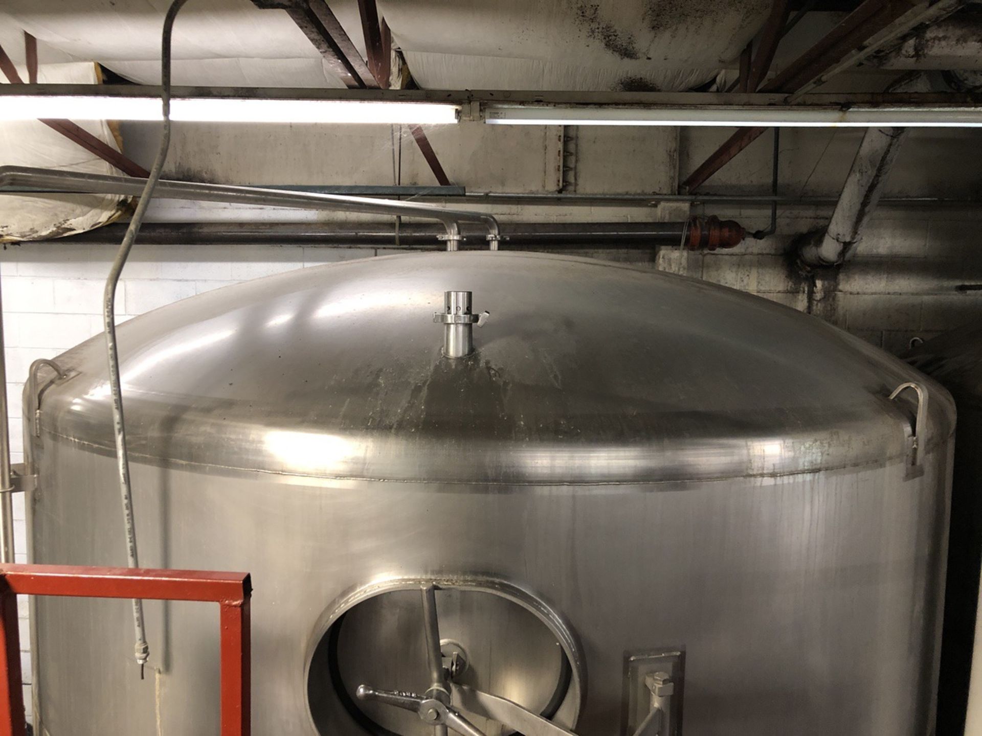 Santa Rosa 200 BBL Fermenter, Cone Bottom, Glycol Jacketed, Stainless Steel, Approx | Rig Fee: $3300 - Image 5 of 10