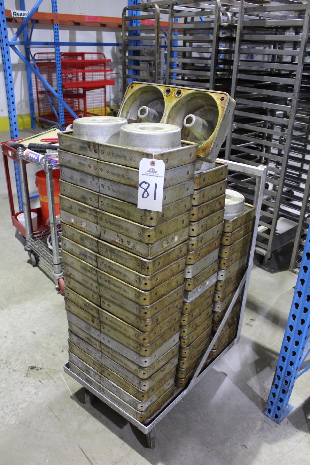 Lot of (50) 7 3/8" X 3 1/2" Baking Pans | Rig Fee: $25