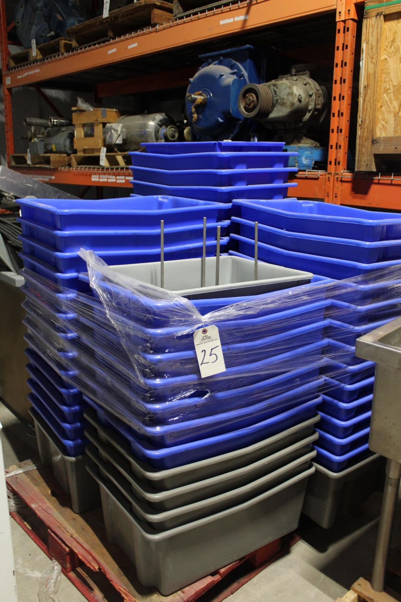 Pallet Lot Poly Tubs