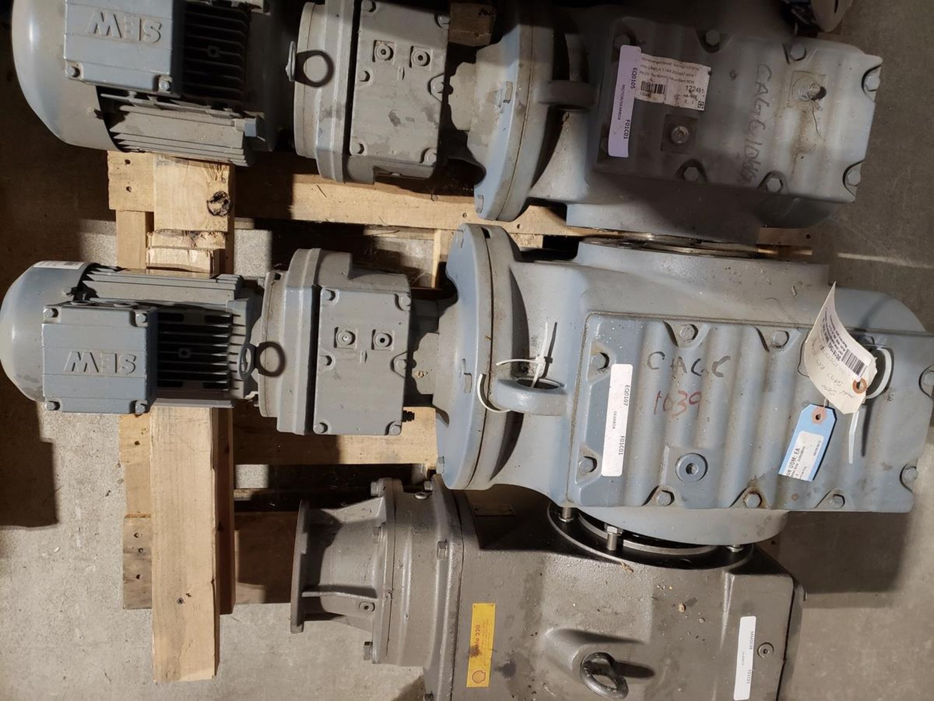 Pallet Lot Gearboxes w/Motors - Image 8 of 12