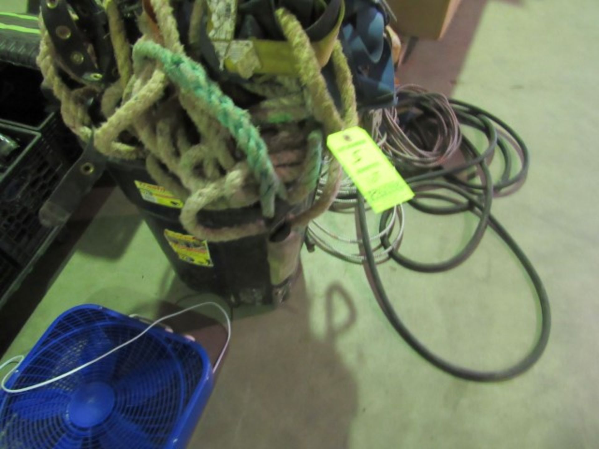 (Lot) Rope, Straps, Hose,Cable