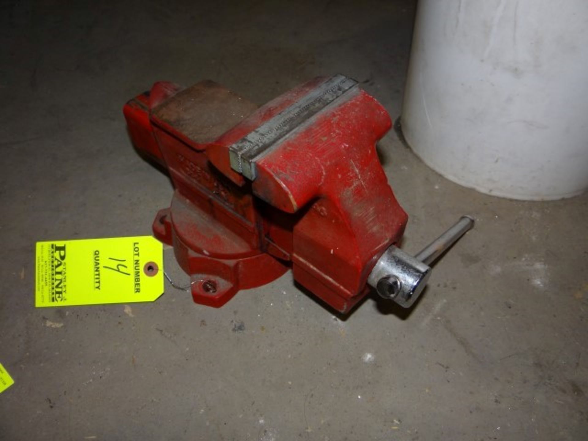 Bench Vice 4 1/2" Jaw