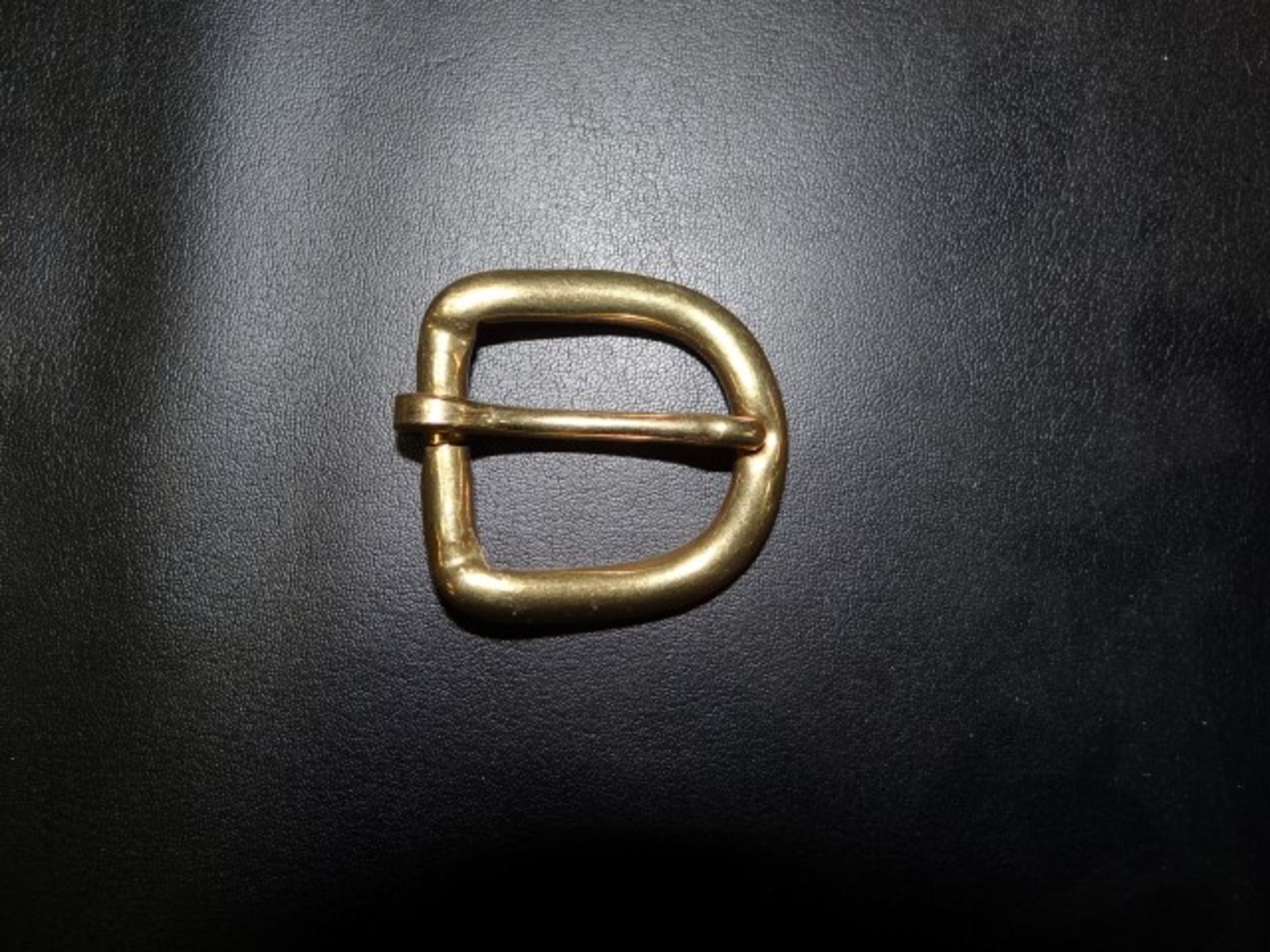 (543) 1 1/2" Solid brass, gold plated Buckles