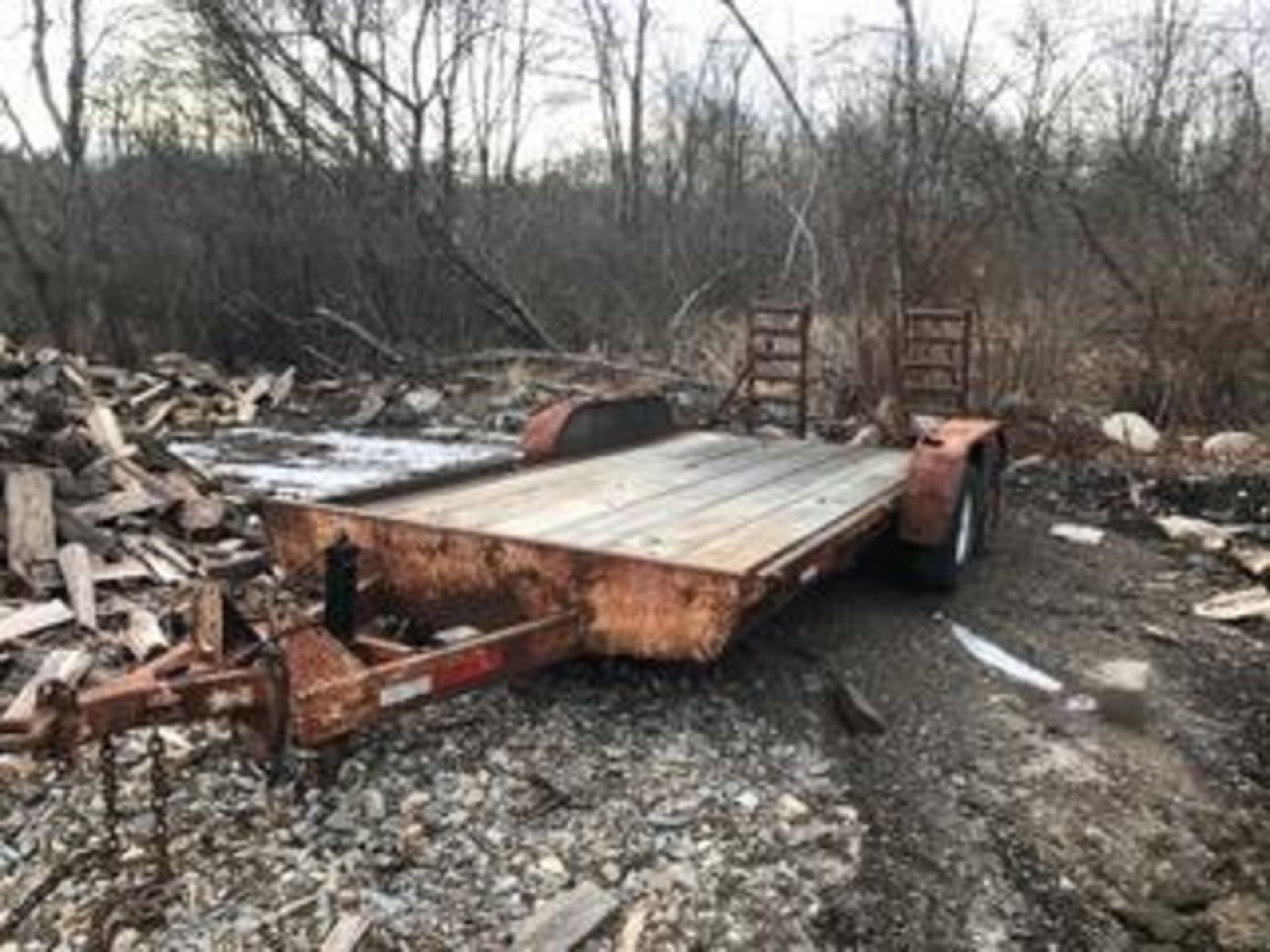 1994 17' Tow Master Wood Deck Dual Axle Machine Trailer w/ D Ring Tie Downs, Vin#:1P9D12T28RG161049