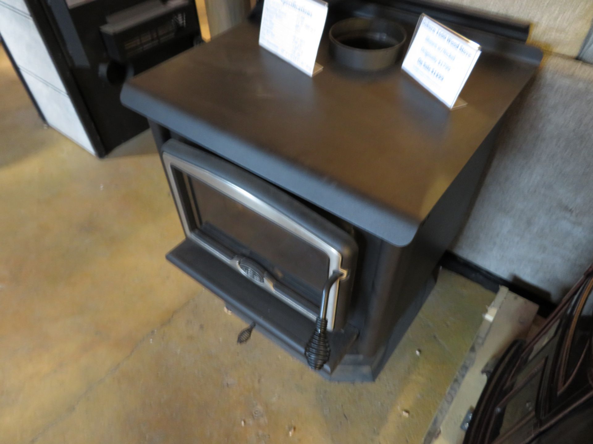 Osburn #1600 Wood Stove w/Nickel - Image 6 of 6