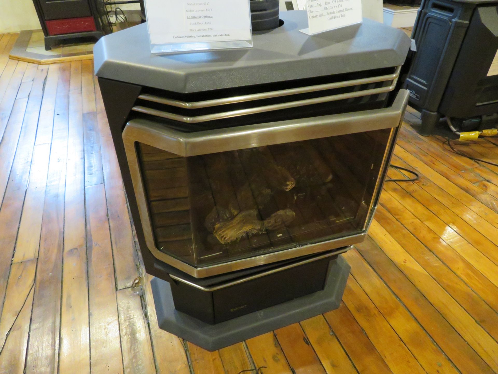 Regency #U39 Gas Stove (See Tags) (Orig Retail: $3,150)