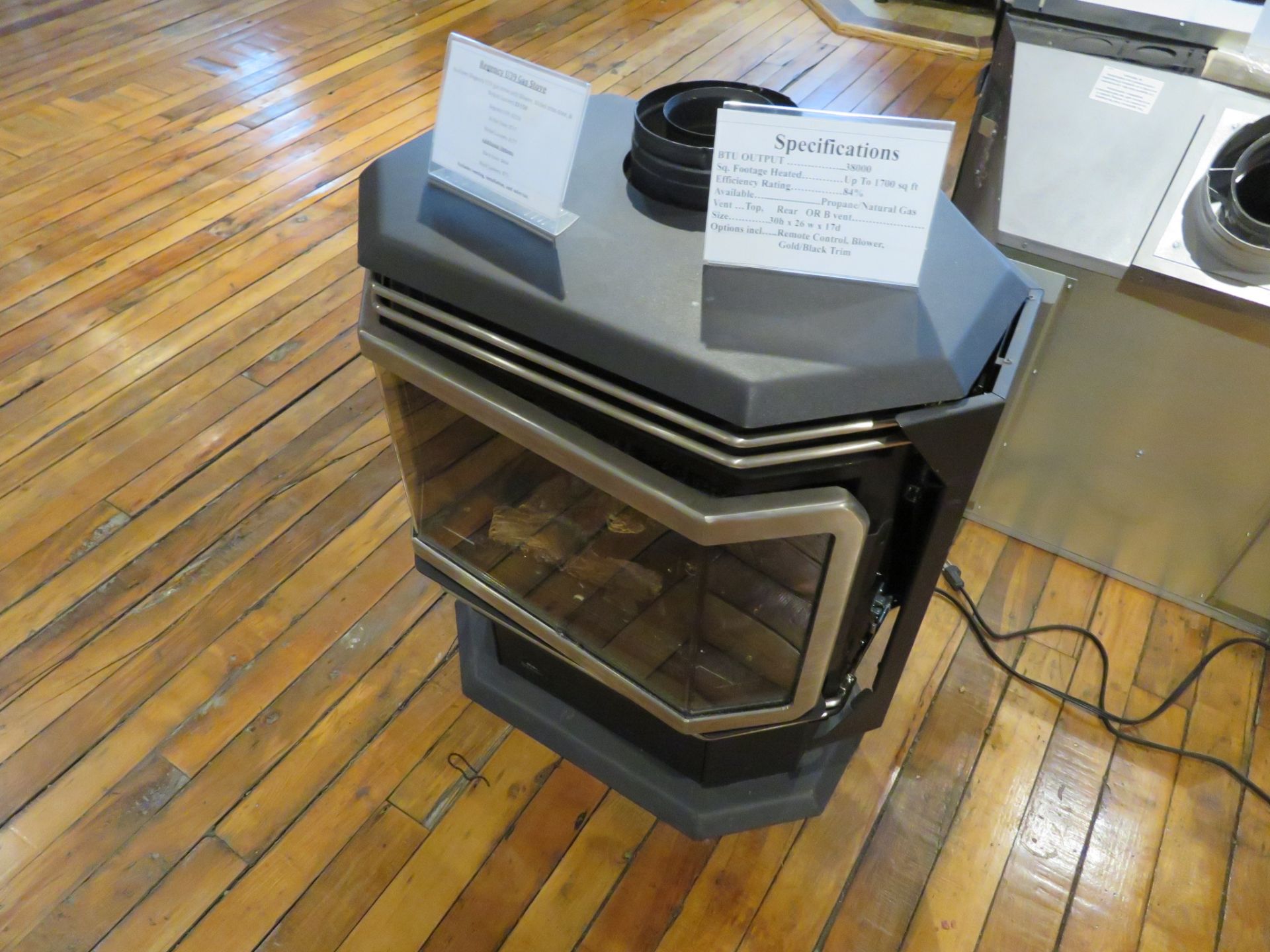 Regency #U39 Gas Stove (See Tags) (Orig Retail: $3,150) - Image 2 of 5