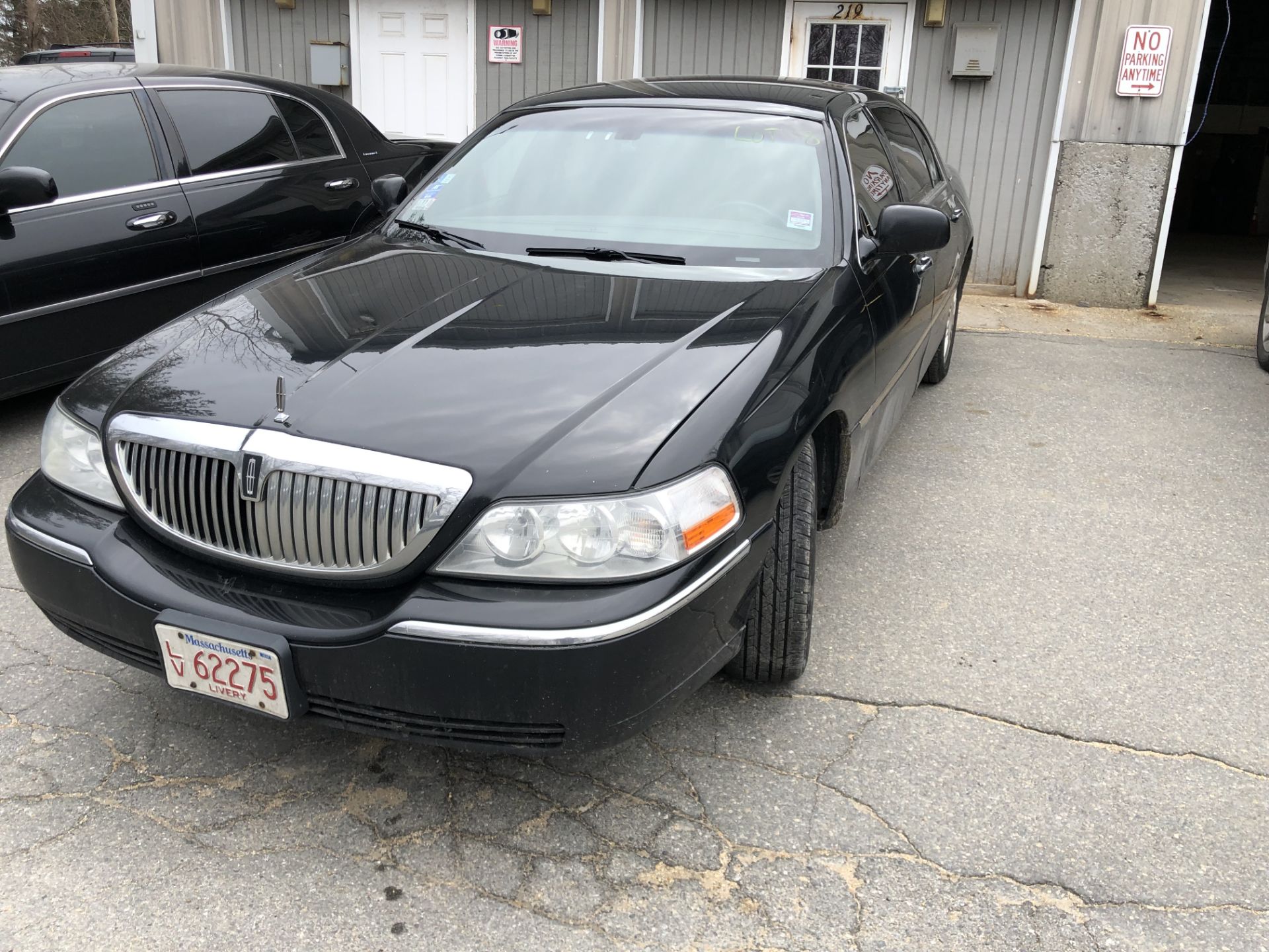 2011 Lincoln Town Car Executive L, Odom: 473,657 Leather, 4.6 V8 Automatic, RWD, V/N: