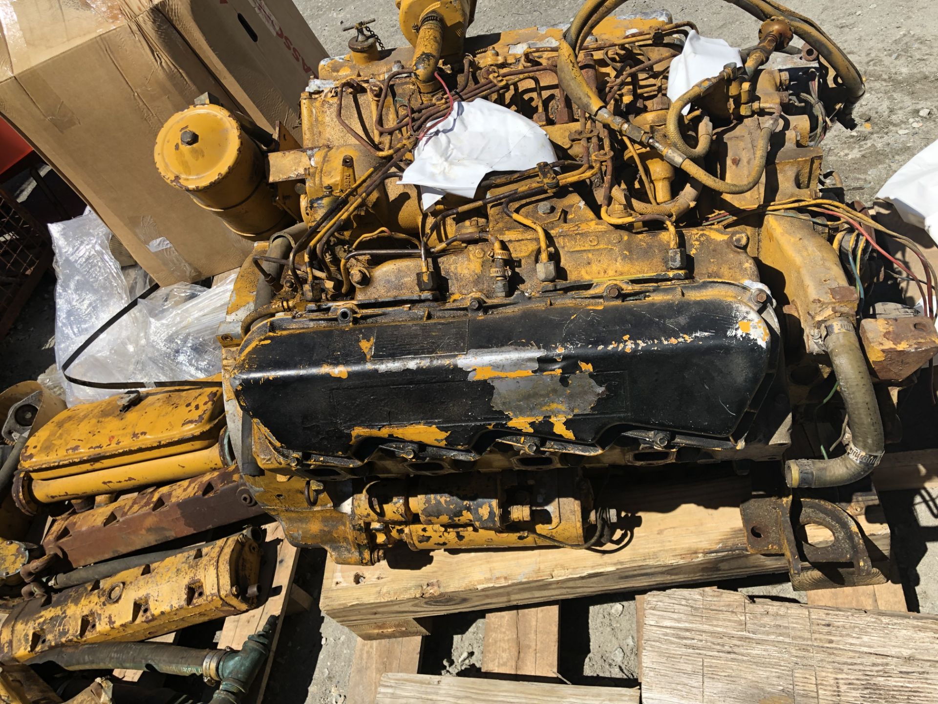 (2) Caterpillar #3208 8 Cylinder, 141 HP, Diesel Motors. ID#: PL492686 (1 Working & 1 For Parts) - Bild 3 aus 6