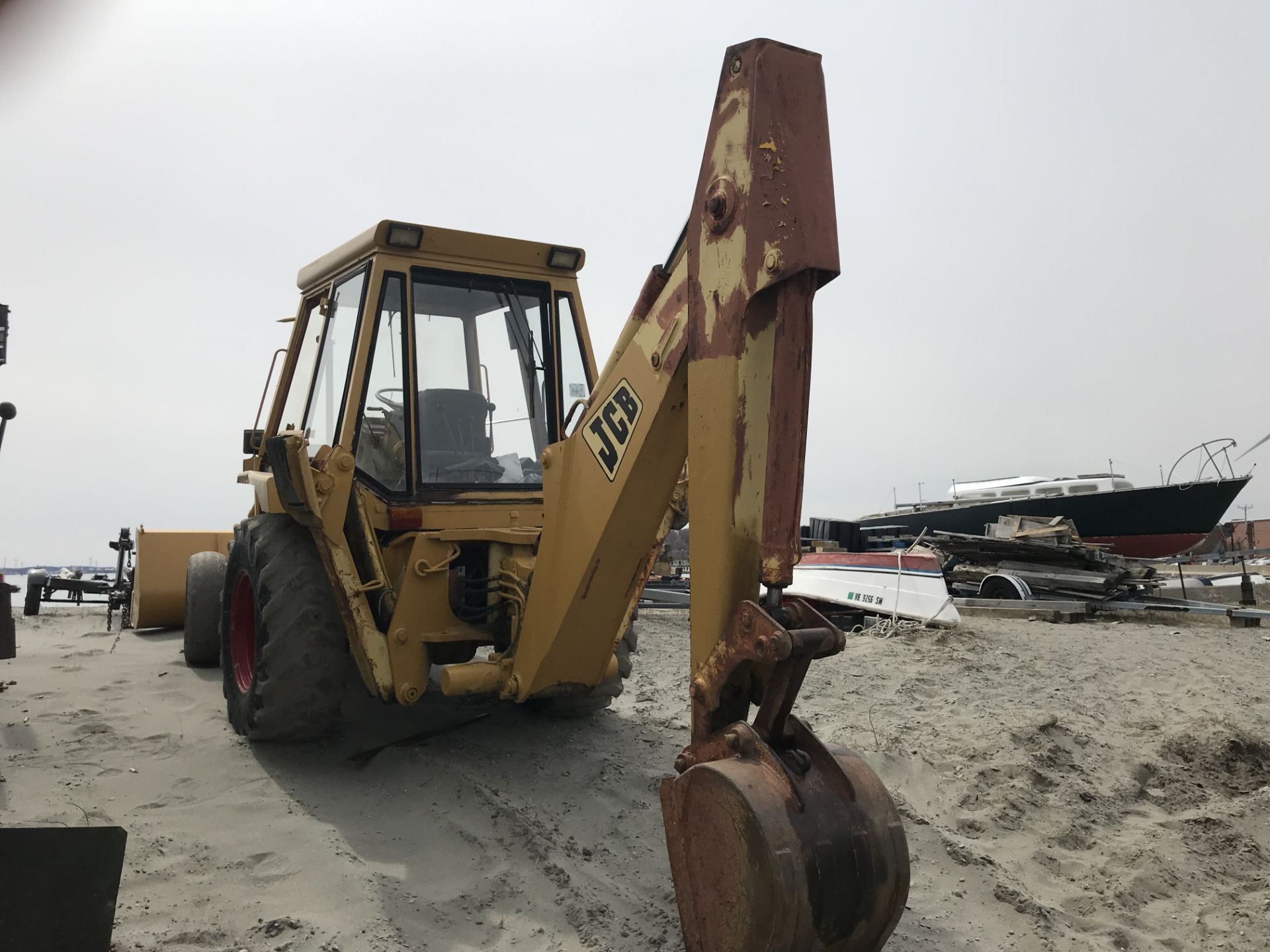 25' PUSH BOAT - 45' CREW BOAT - 73' TUGBOAT - (2) OCEAN BARGES - MARINE EQUIPMENT - Image 14 of 33