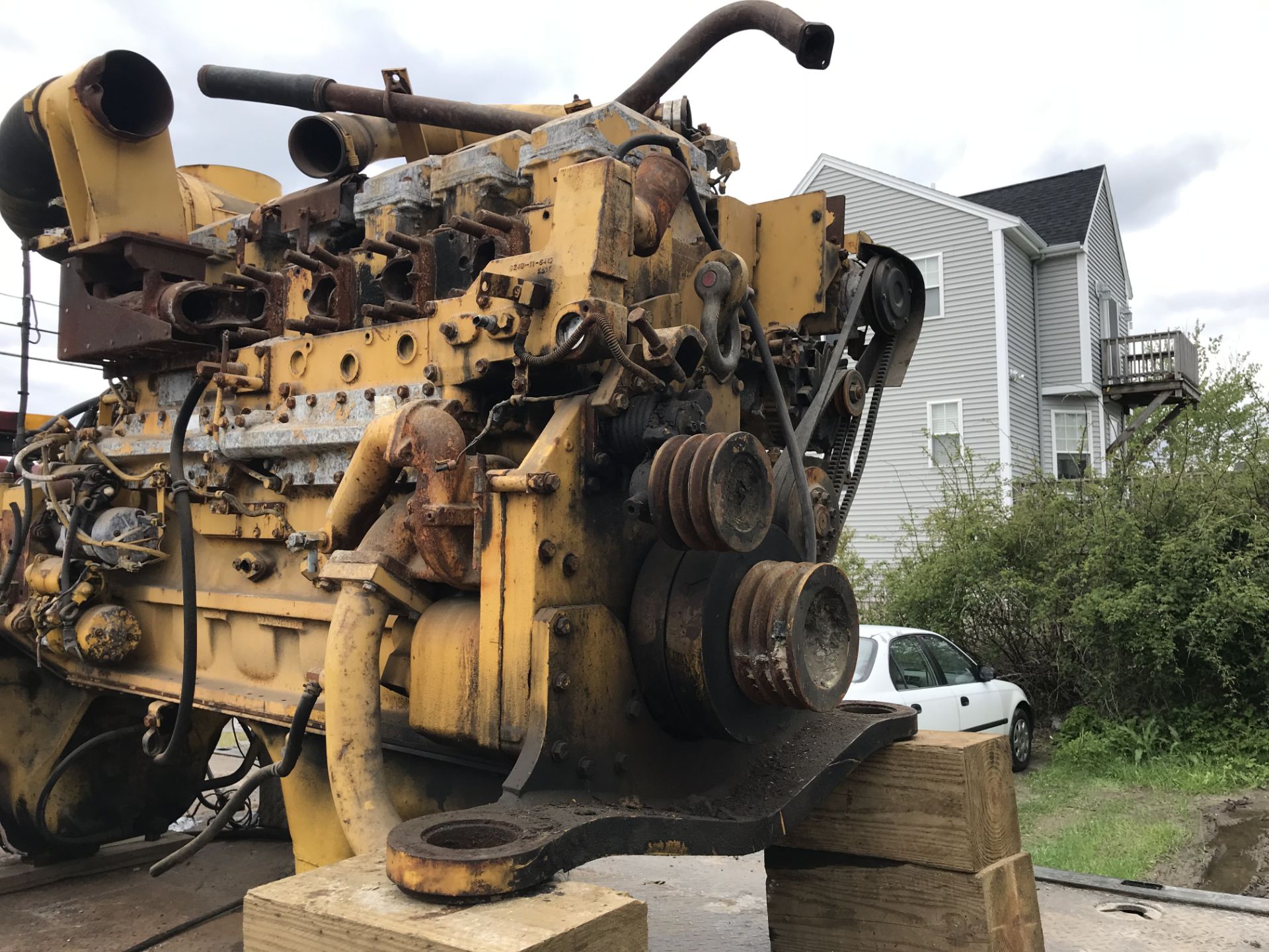 Komatsu PC 1250 Engine with pumps and gearbox - Image 3 of 3