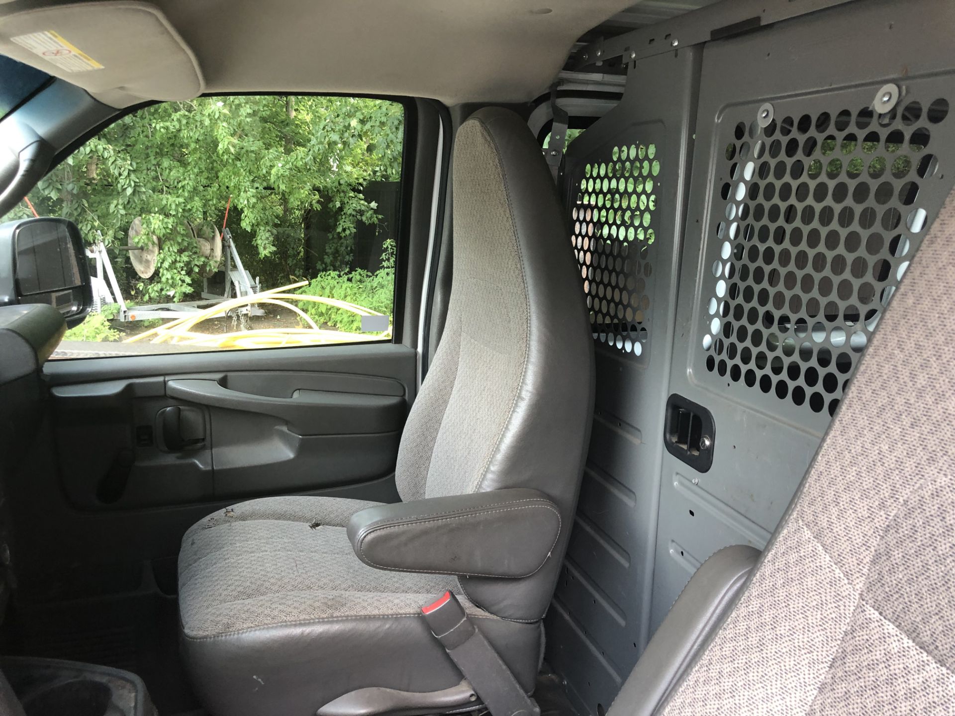 2013 Chevrolet Express Van w/Sec. Grate Shelving & Roof Rack, Odom: 136,771, Vin#: (TITLE IN HAND) - Image 7 of 7