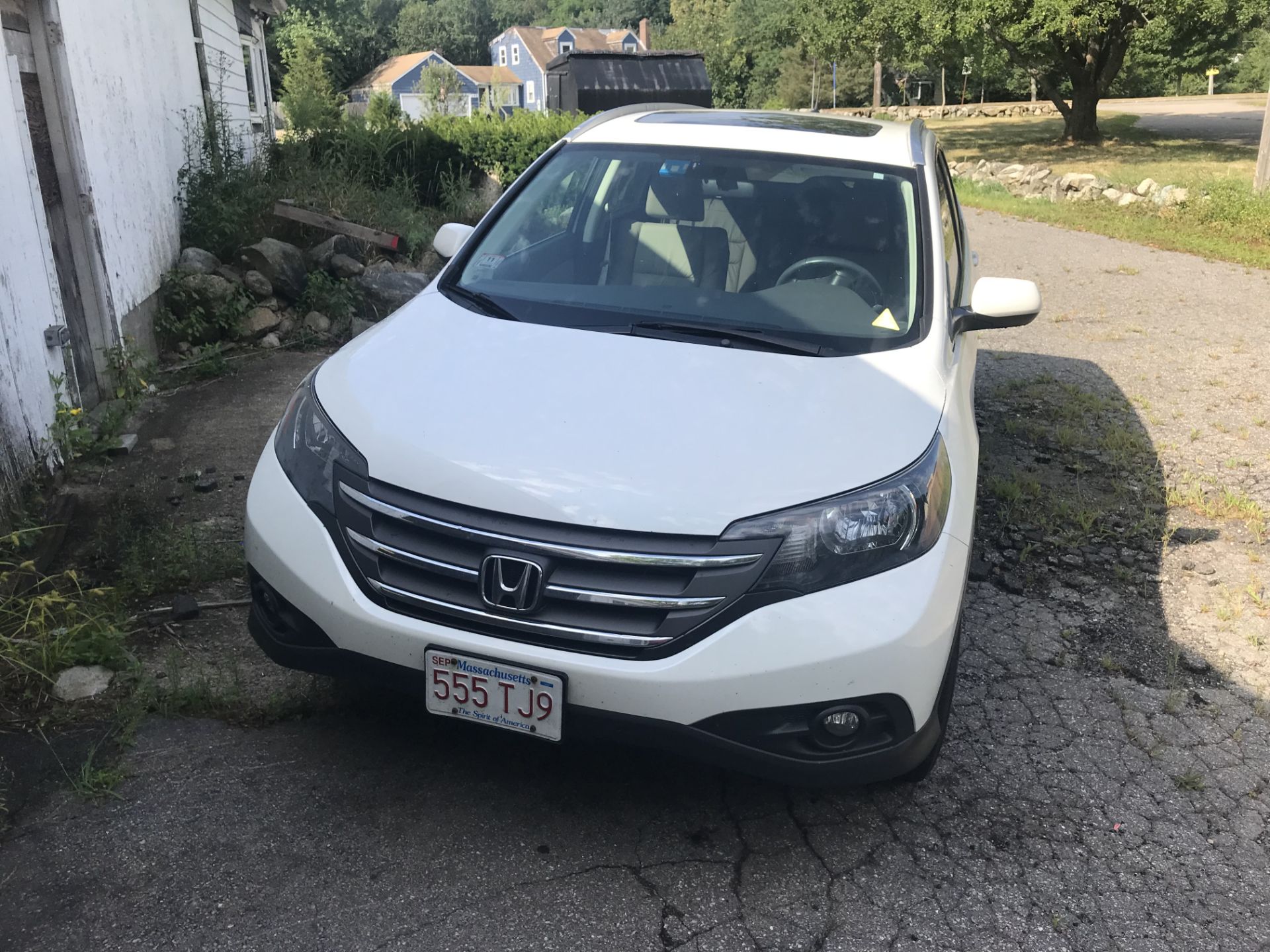 2013 Honda CRV SUV All Wheel Drive, Sunroof & Leather Interior, 82,021 Miles, Vin # To Come (TITLE I