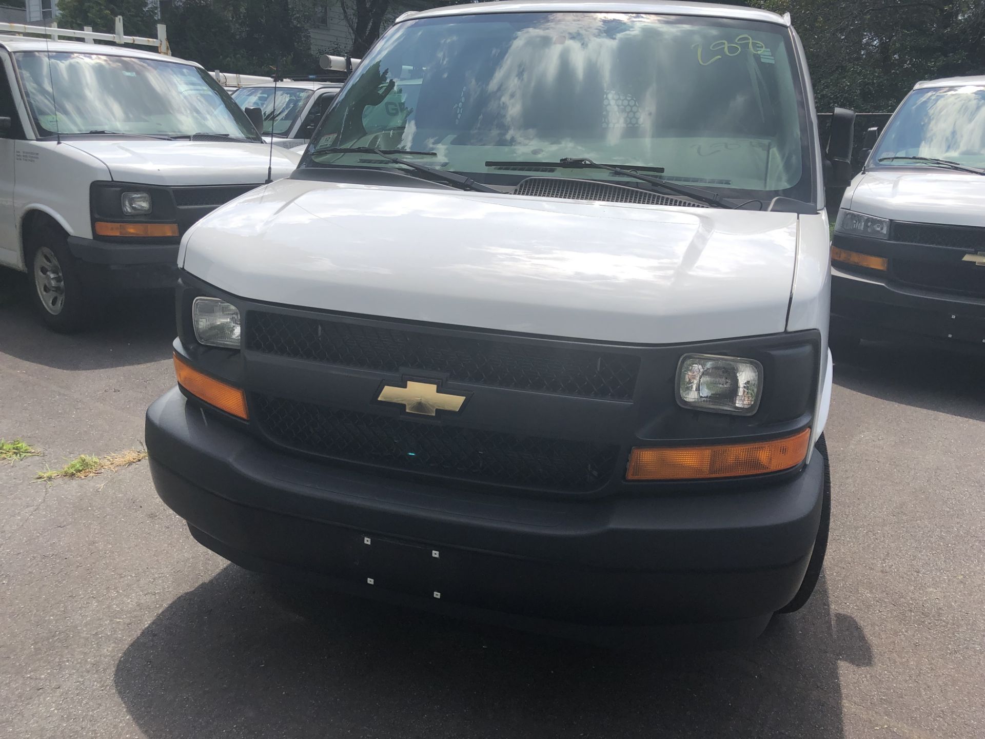 2018 Chevrolet Express Van #2500 w/Sec. Grate Shelving, Odom: 16,452, Vin#: 1GCWGAFP2J1336261 (TITLE - Image 11 of 14