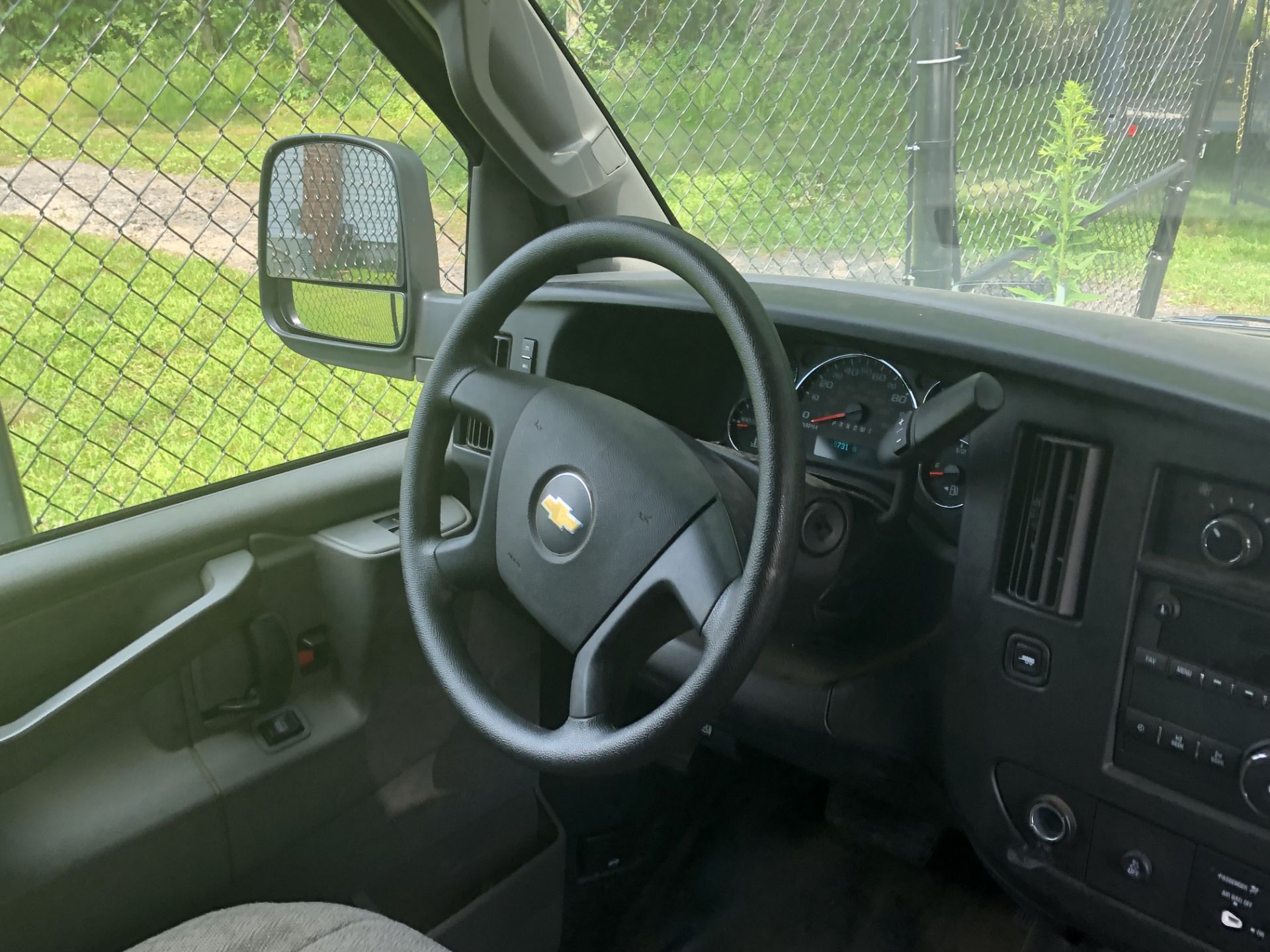 2018 Chevrolet Express Van w/Sec. Grate Shelving & Roof Rack, Odom: 18,700, Vin#: See Desc (TITLE) - Image 9 of 10